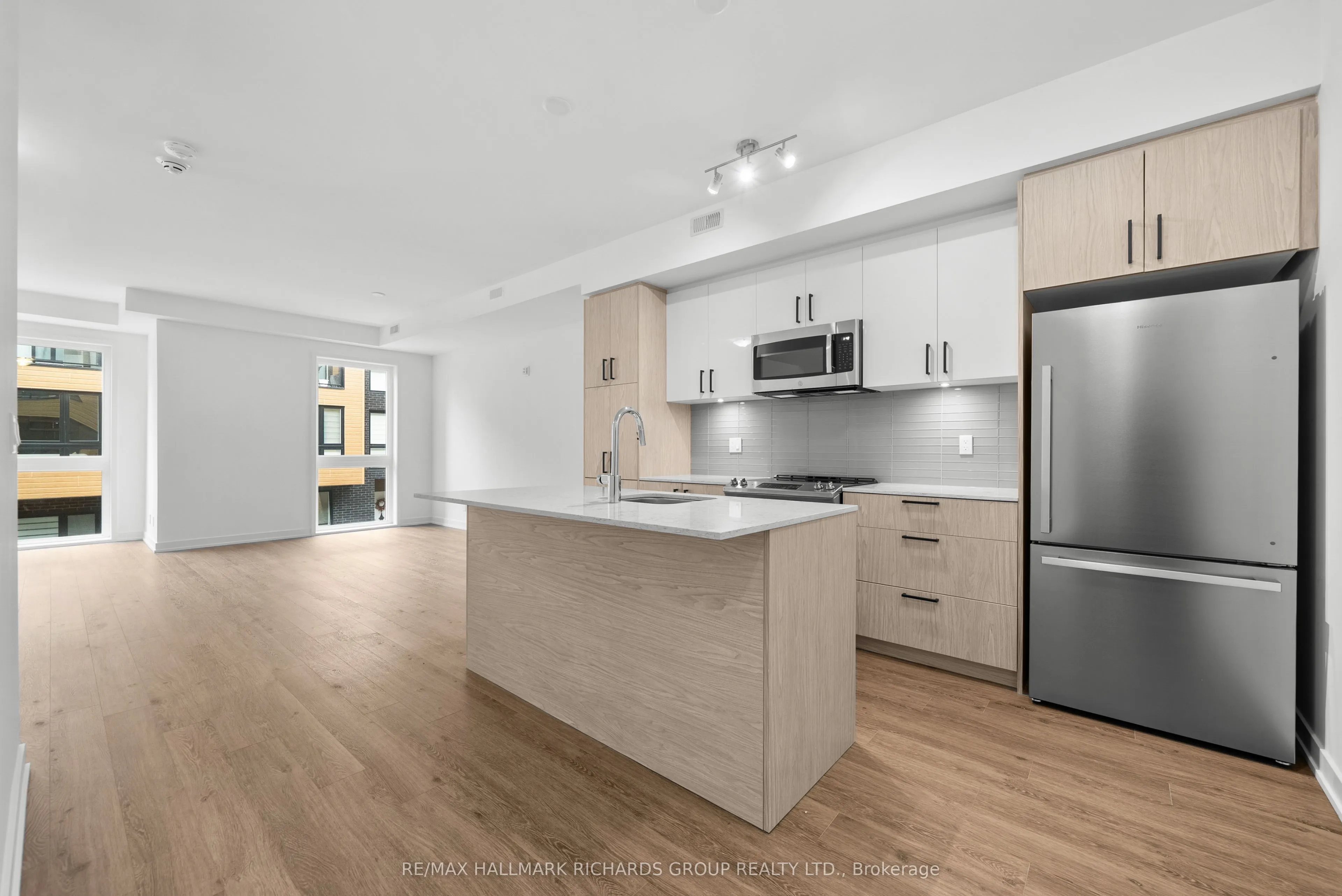 35 Birchcliff Avenue #22