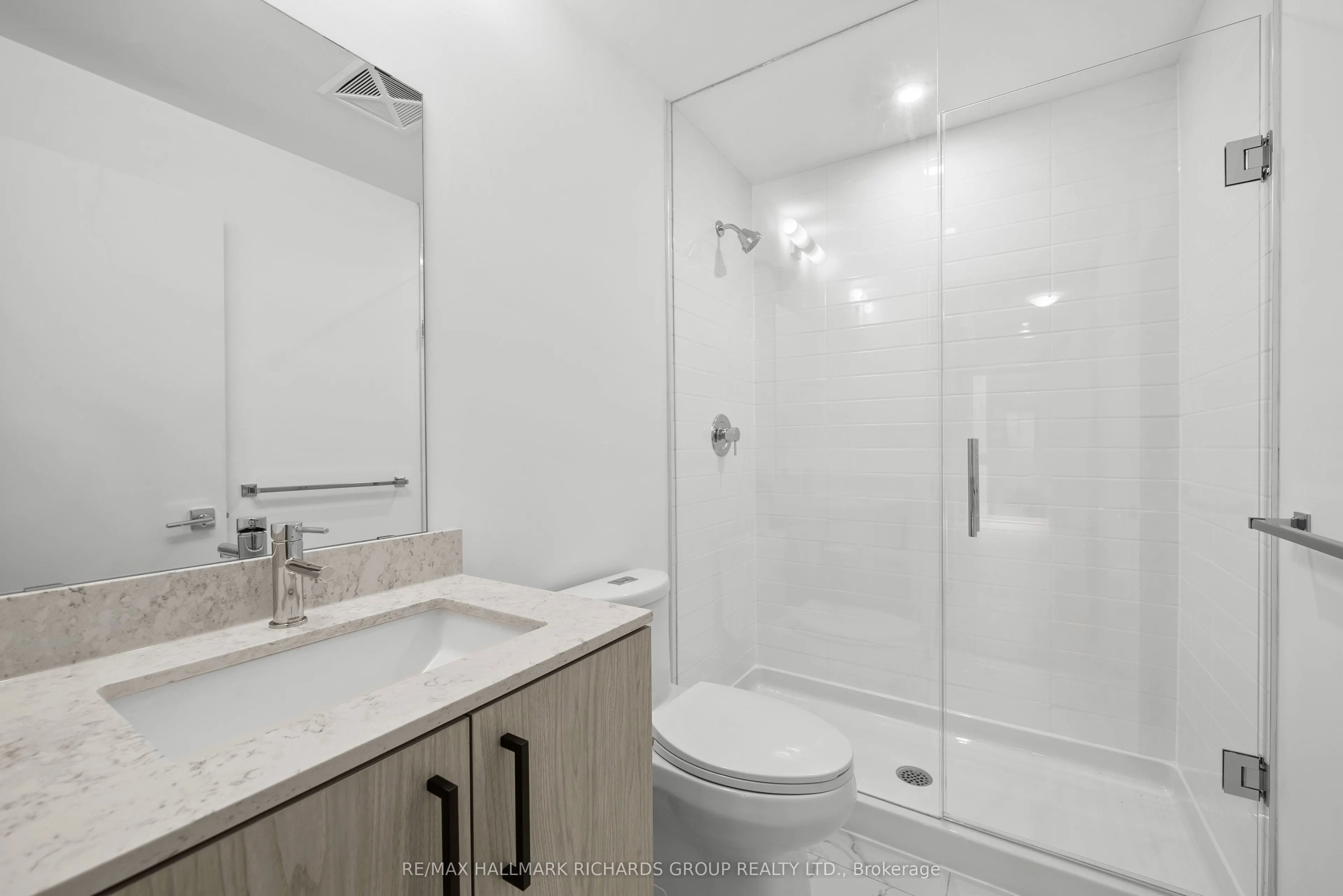 35 Birchcliff Avenue #22