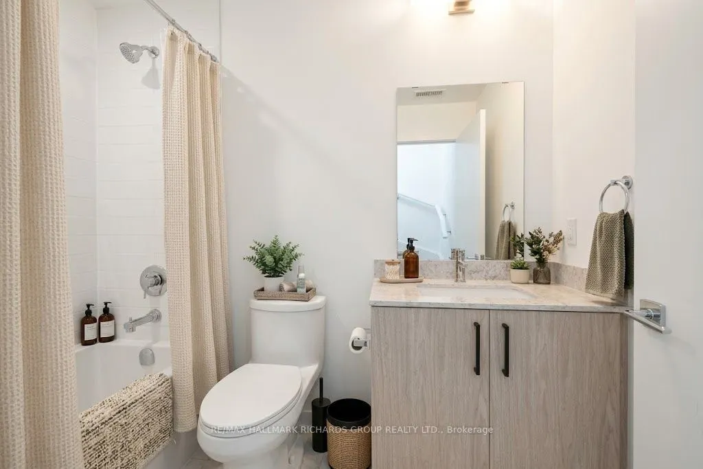 35 Birchcliff Avenue #22