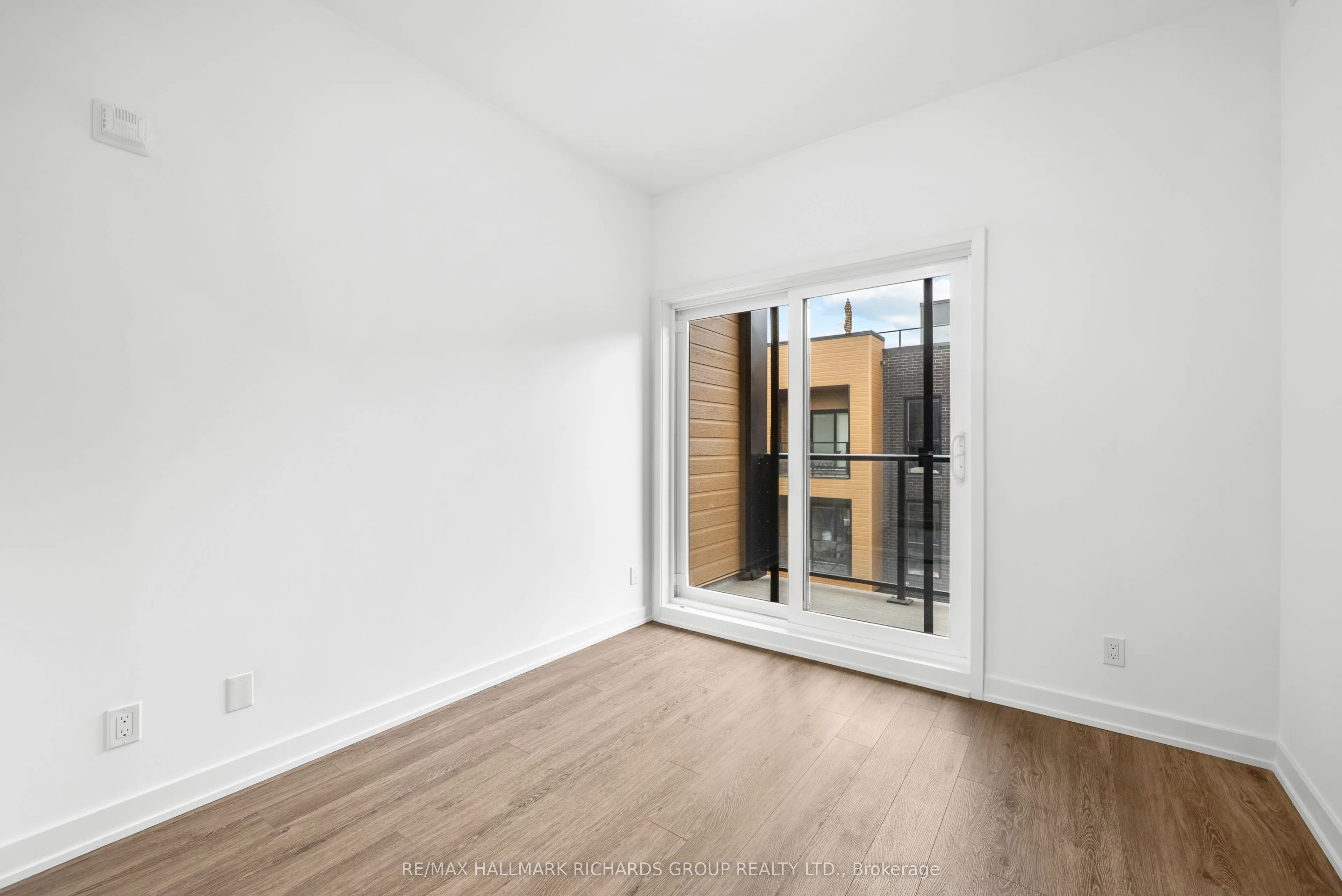 35 Birchcliff Avenue #22