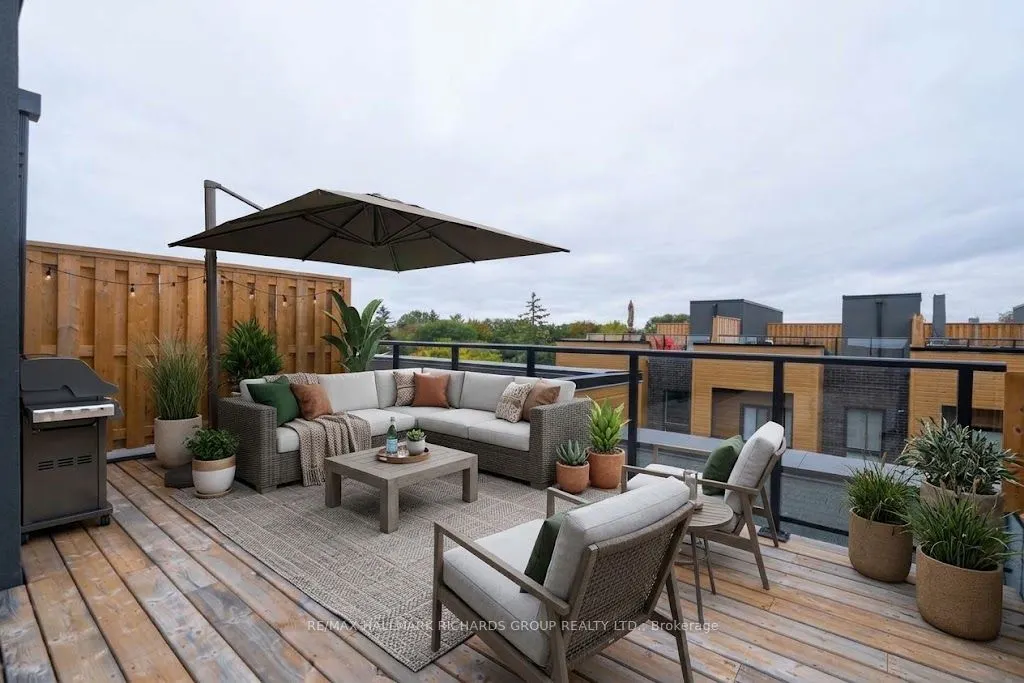 35 Birchcliff Avenue #22