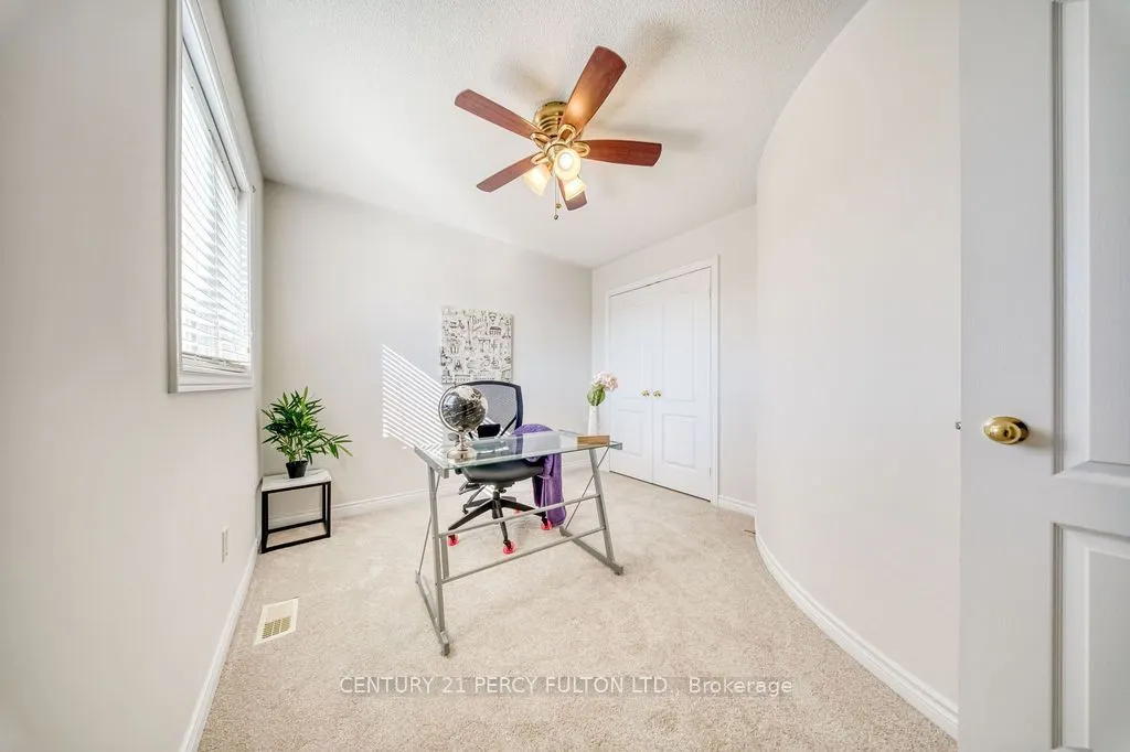 26 Root Crescent