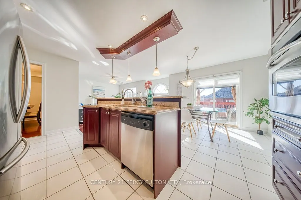 26 Root Crescent