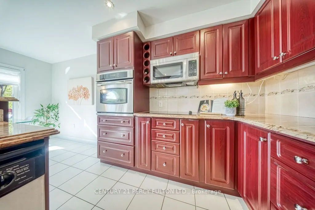 26 Root Crescent