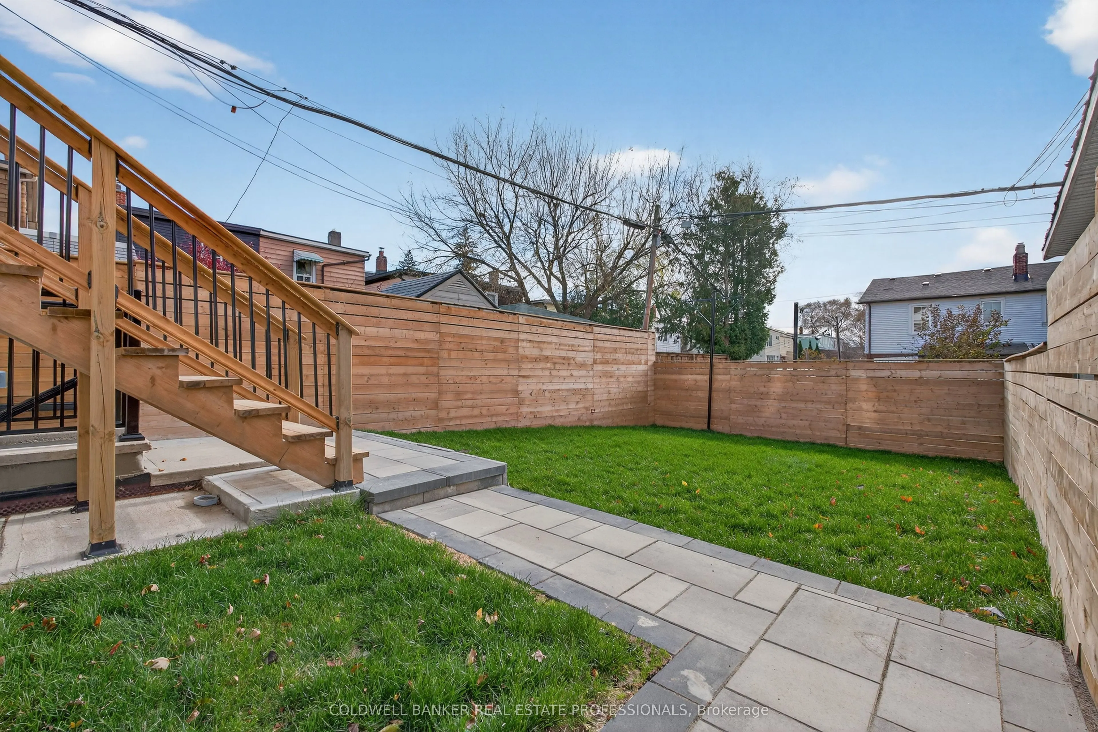 223 Queensdale Avenue