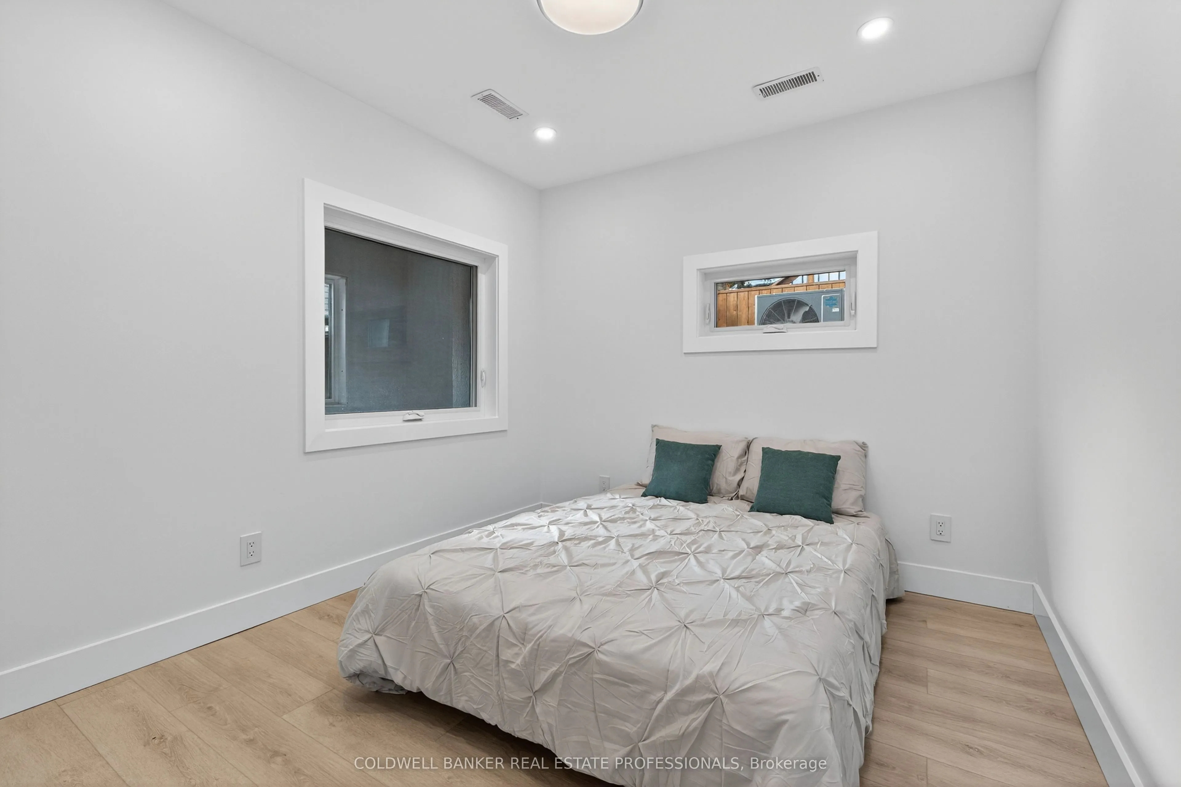 223 Queensdale Avenue