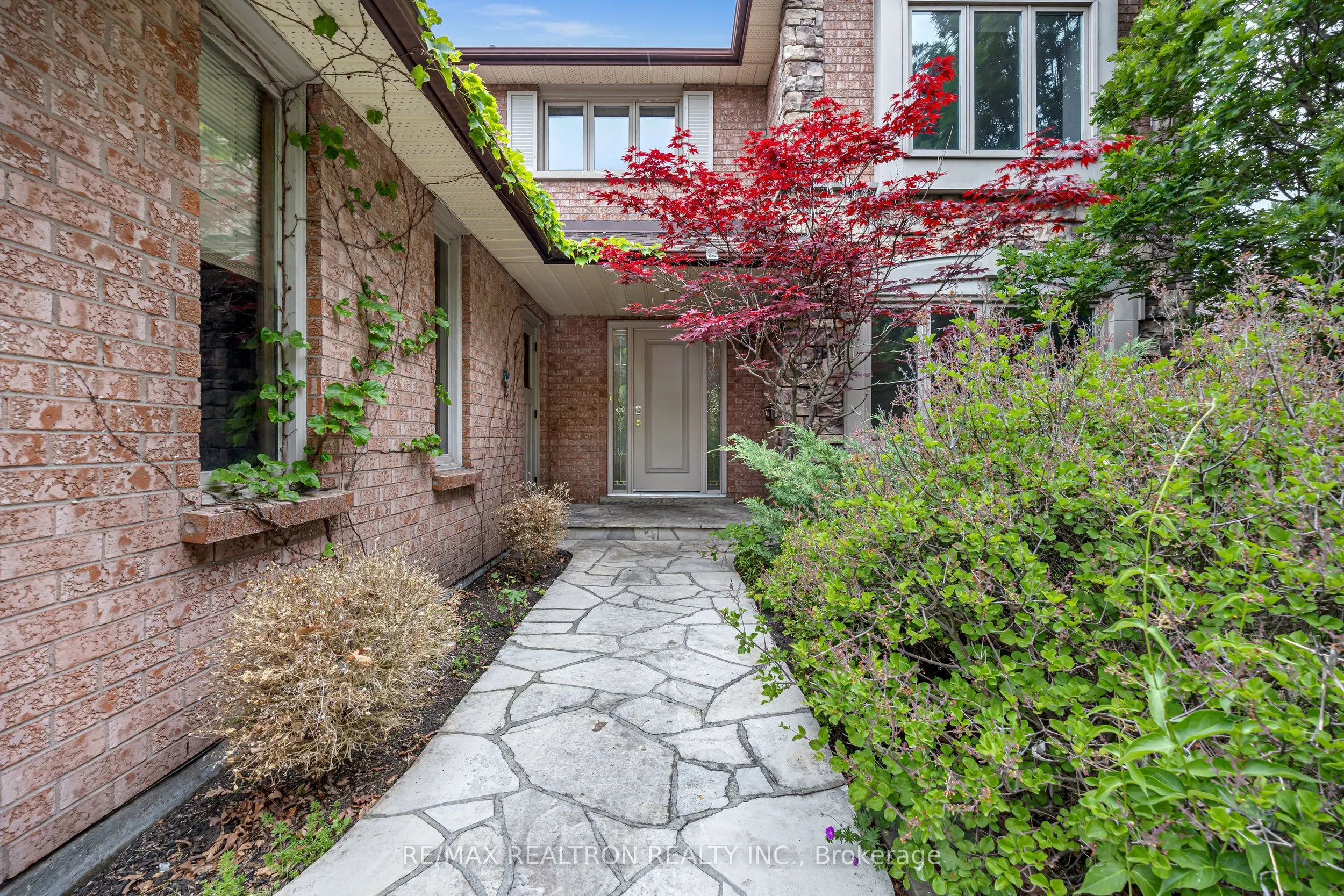 141 Hialeah Crescent #Upper