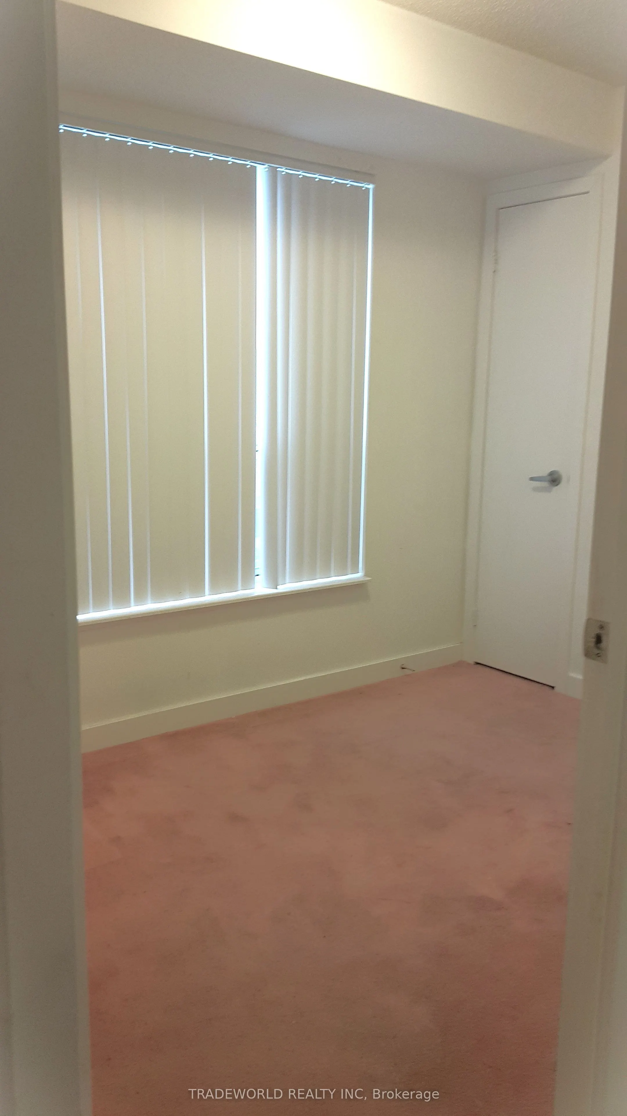 38 Lee Centre Drive #1610