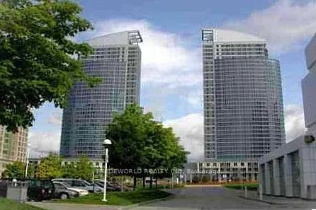 38 Lee Centre Drive #1610