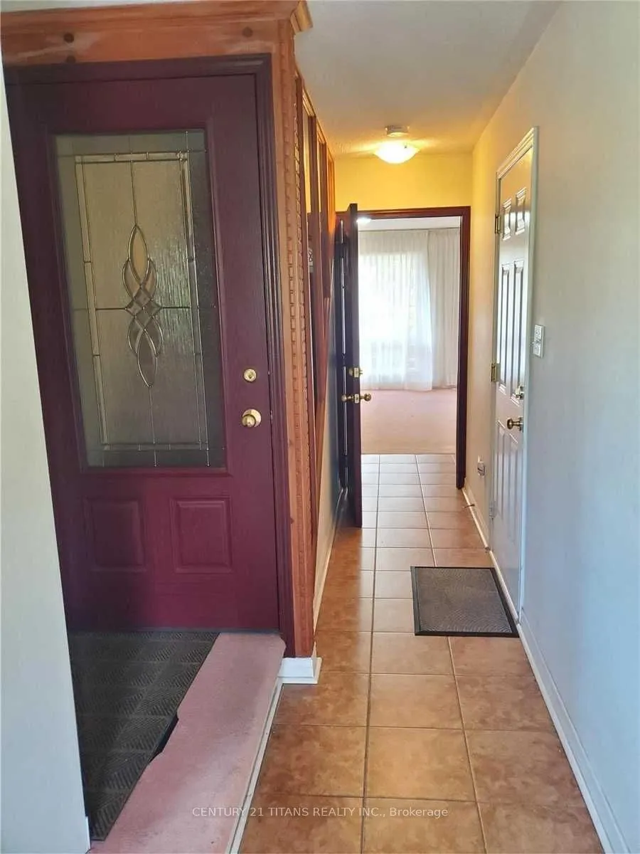 105 Wilkes Crescent