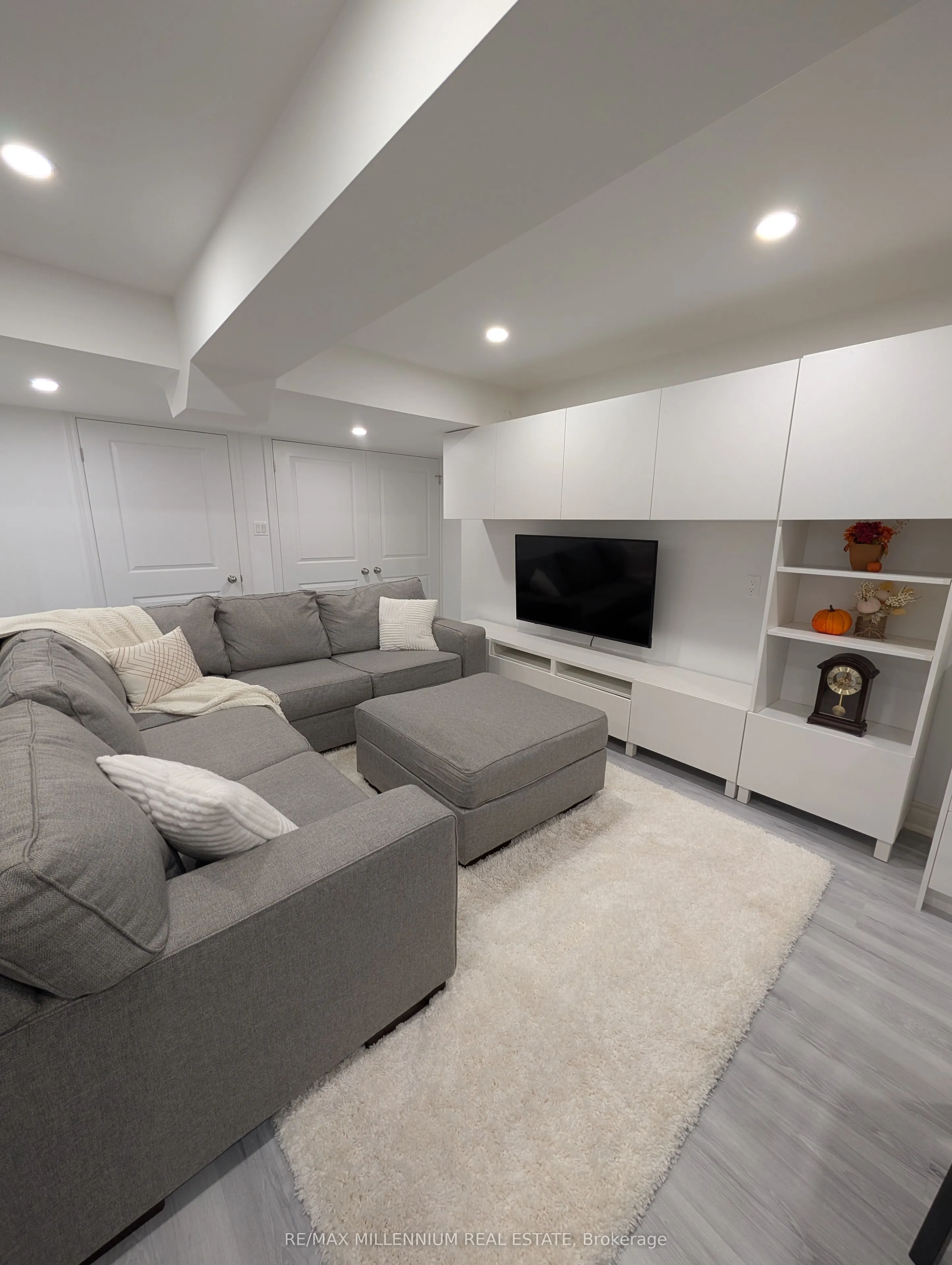 62 Seward Crescent #Basement