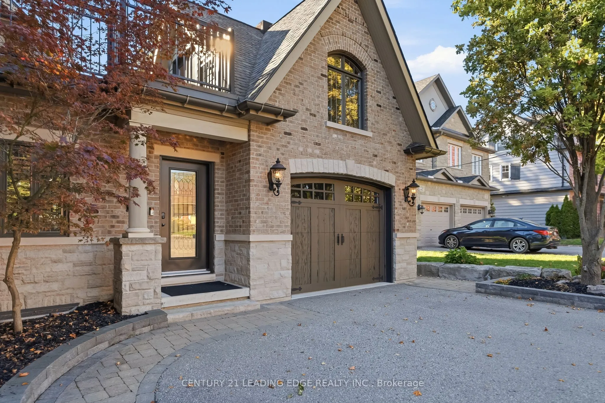 134 Front Street E