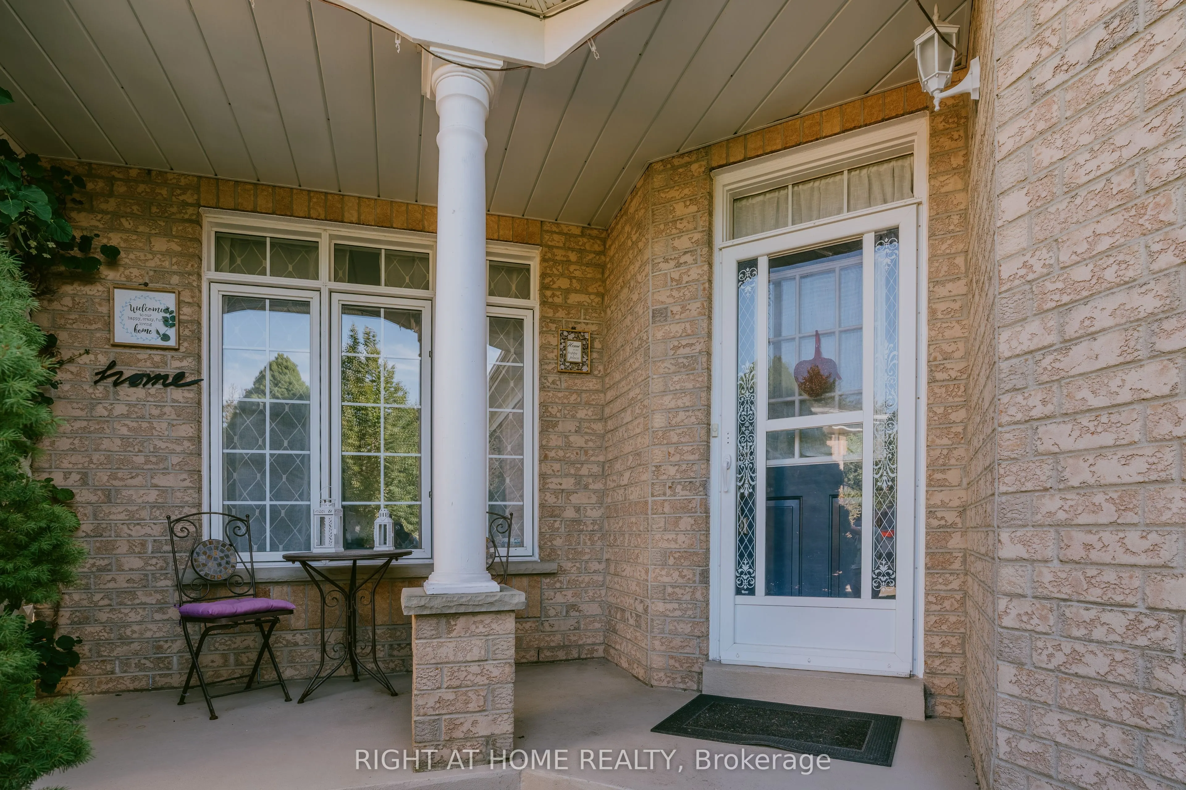 1014 Summitview Crescent