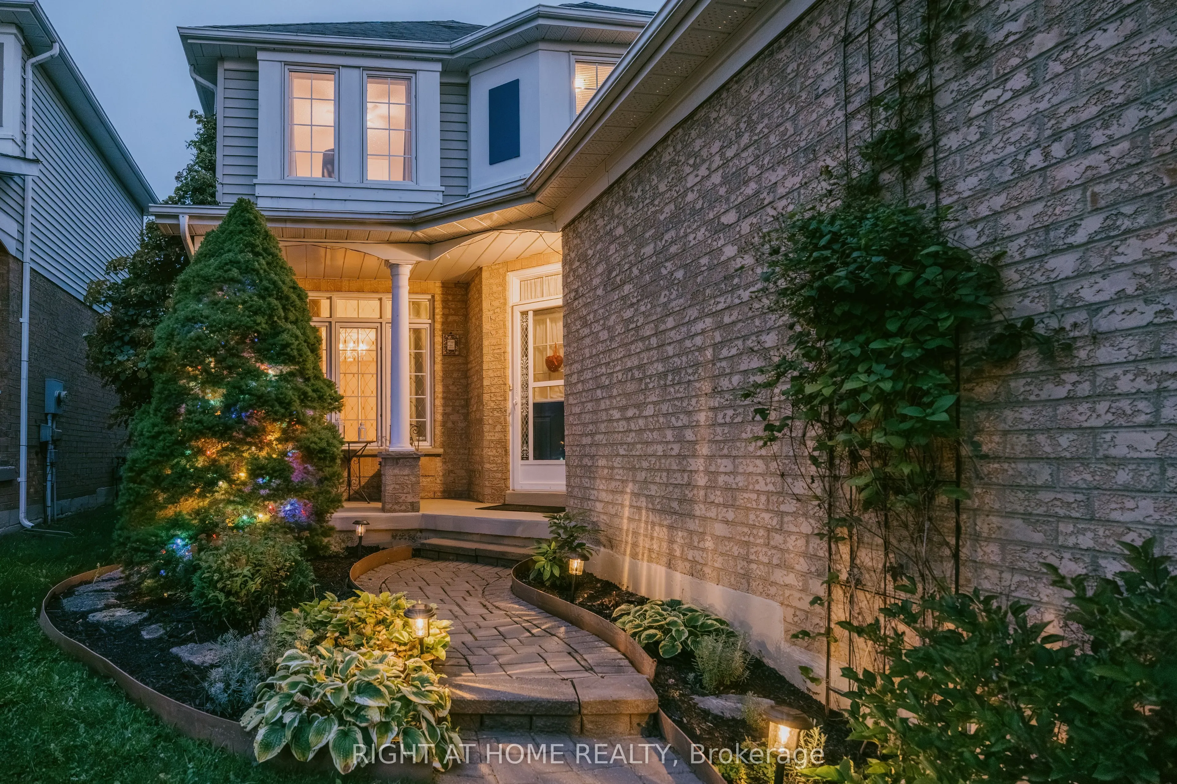 1014 Summitview Crescent