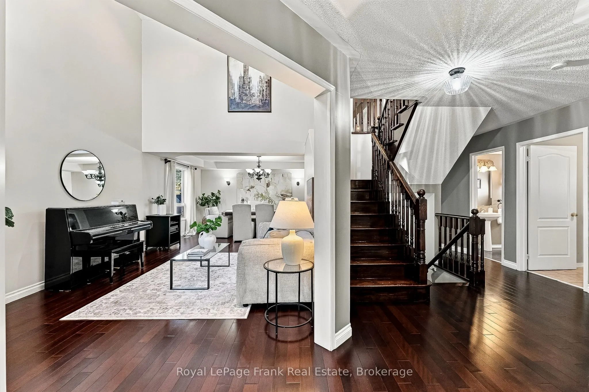 92 Warwick Avenue