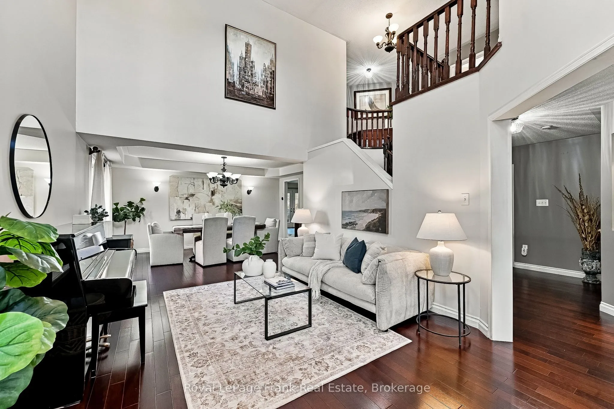 92 Warwick Avenue
