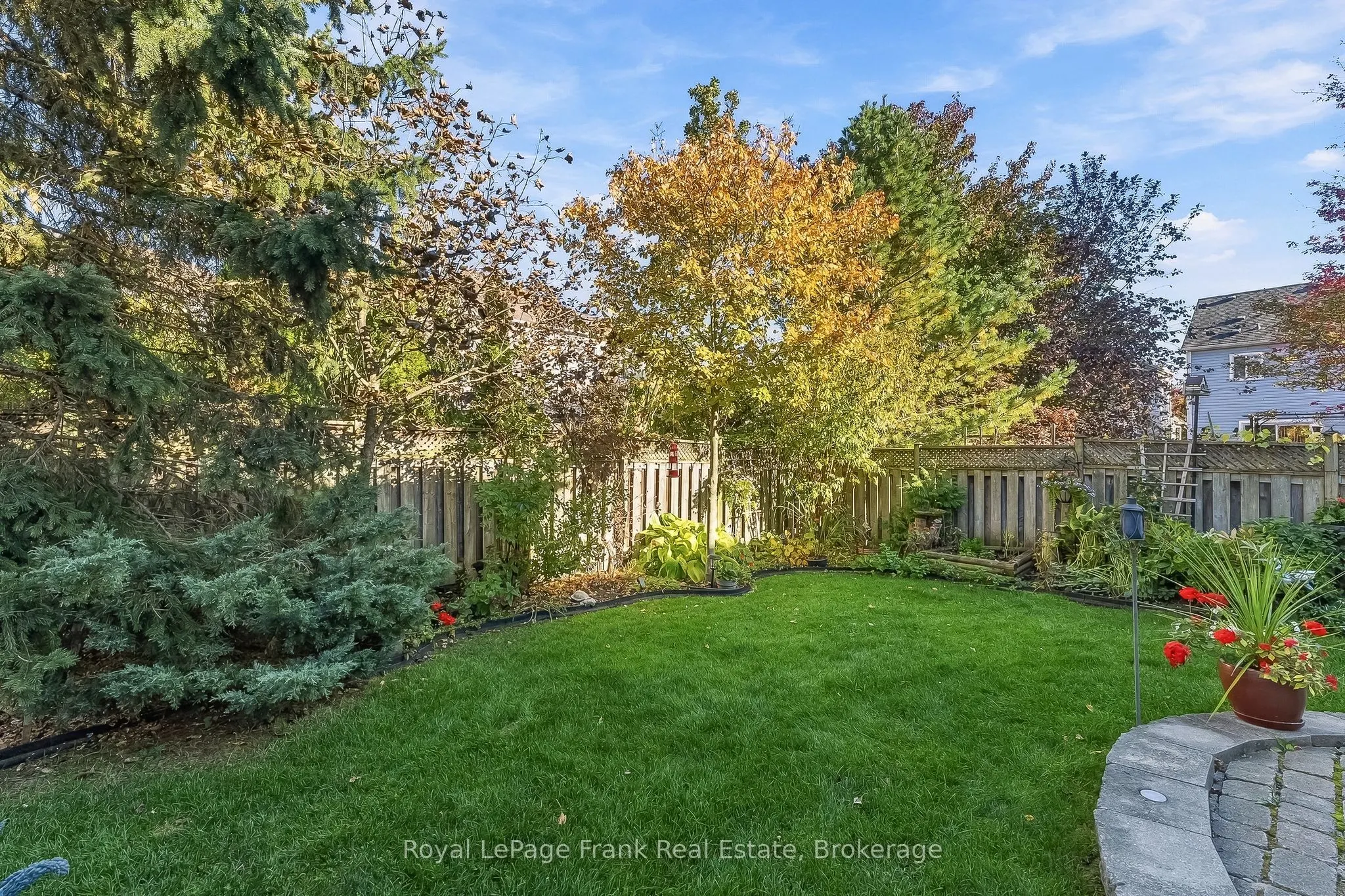 92 Warwick Avenue