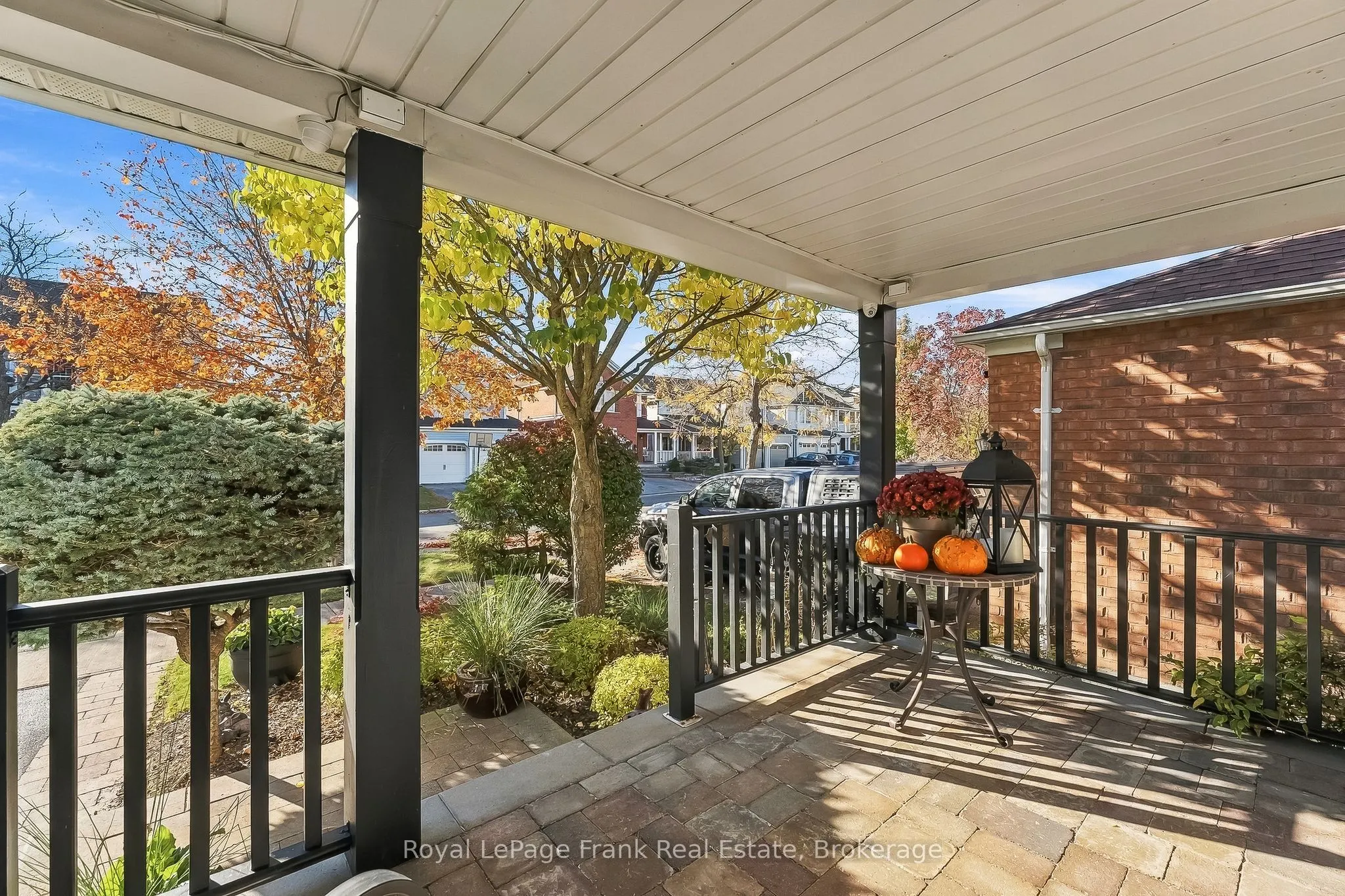 92 Warwick Avenue