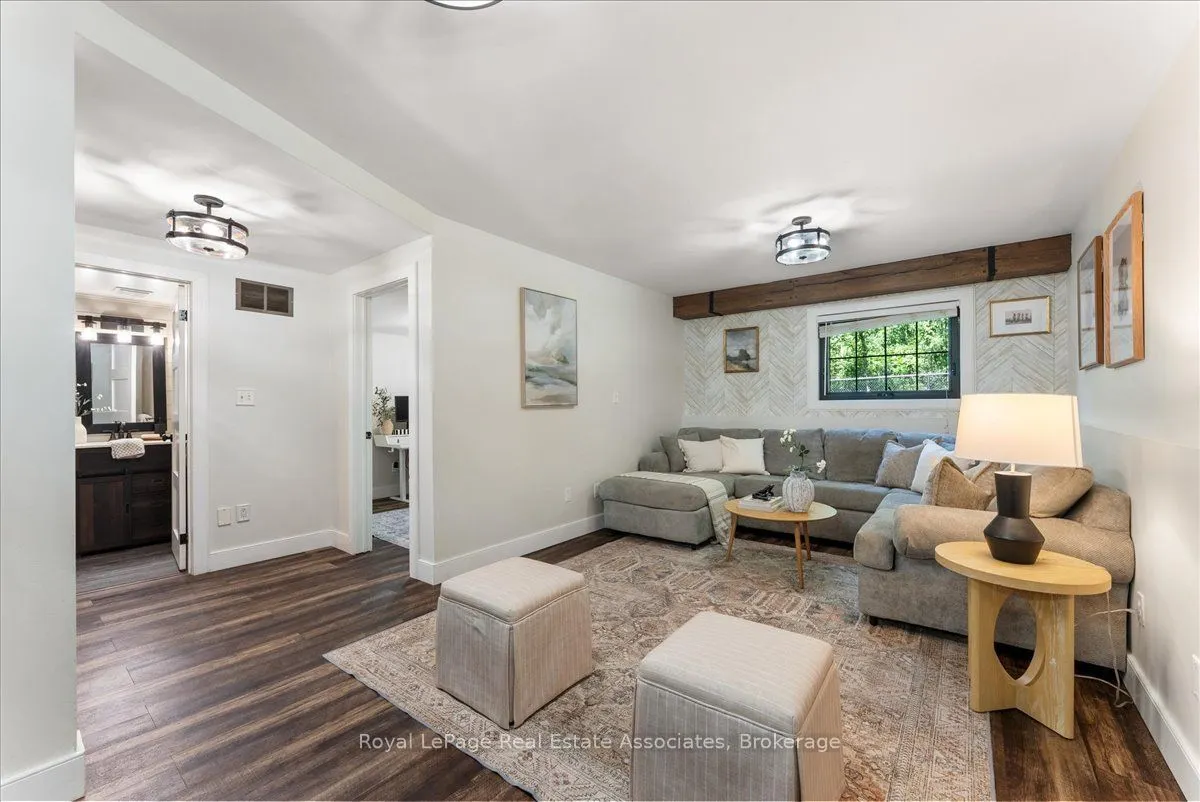 1464 Trowbridge Drive