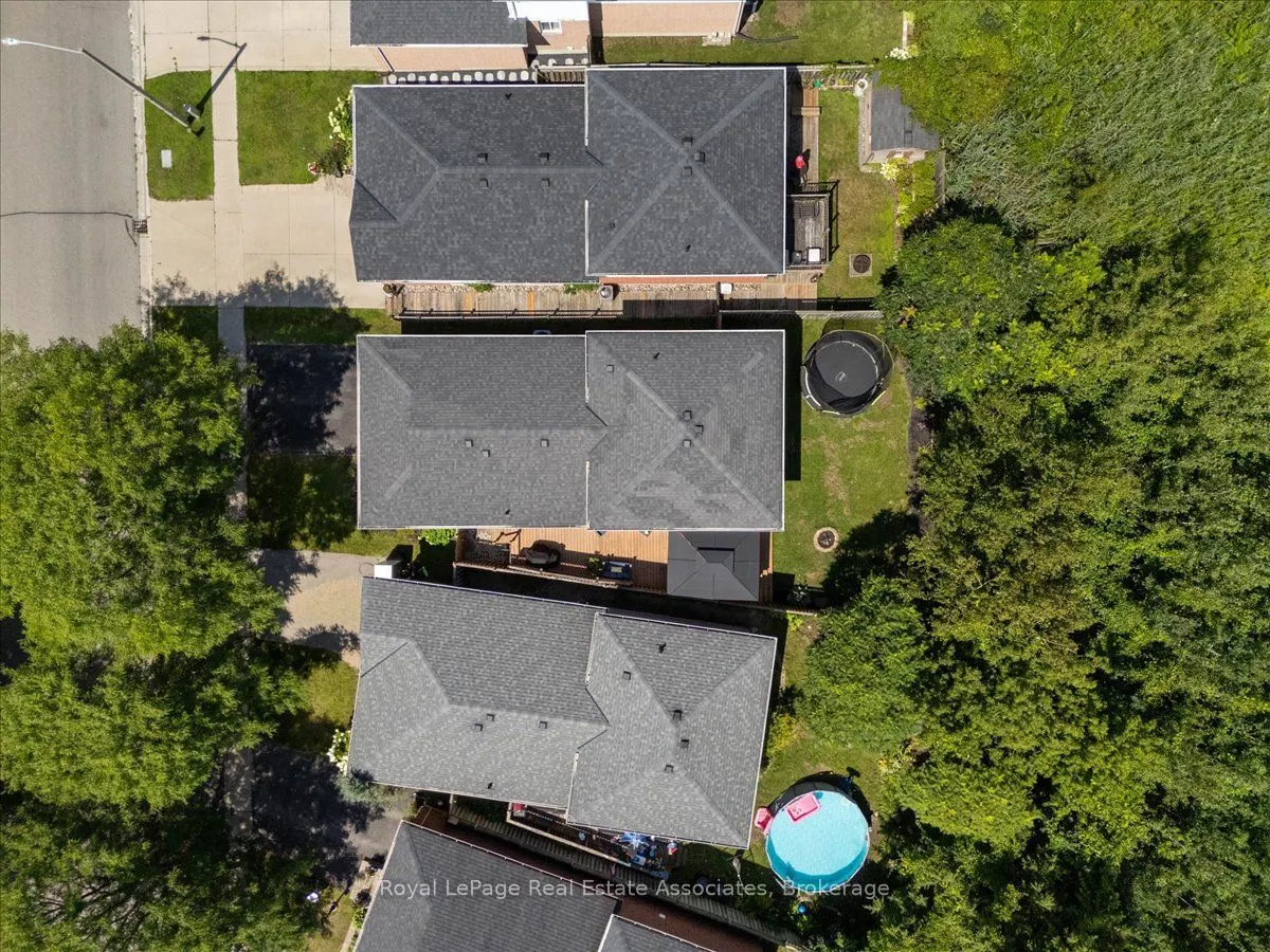 1464 Trowbridge Drive