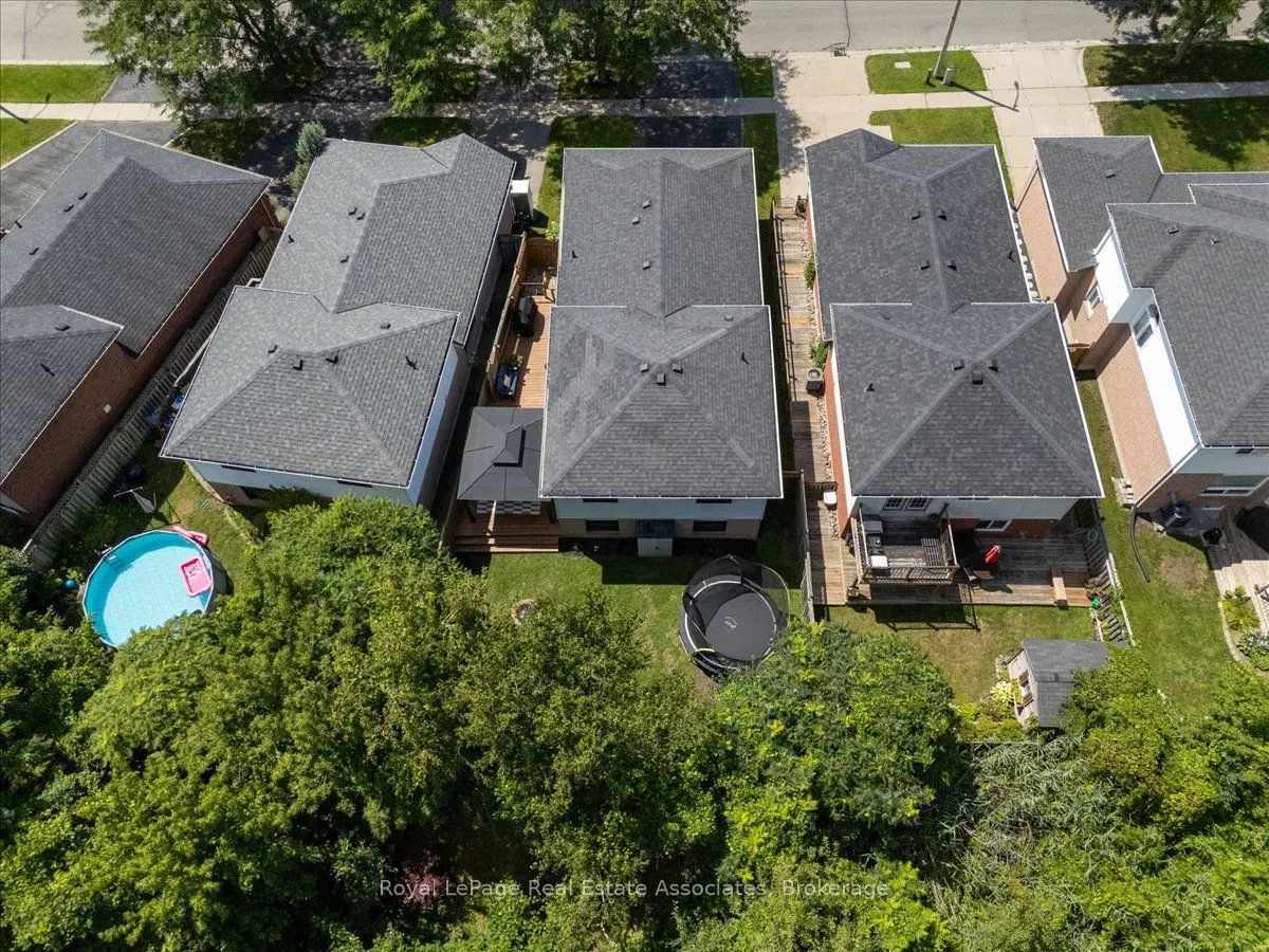 1464 Trowbridge Drive