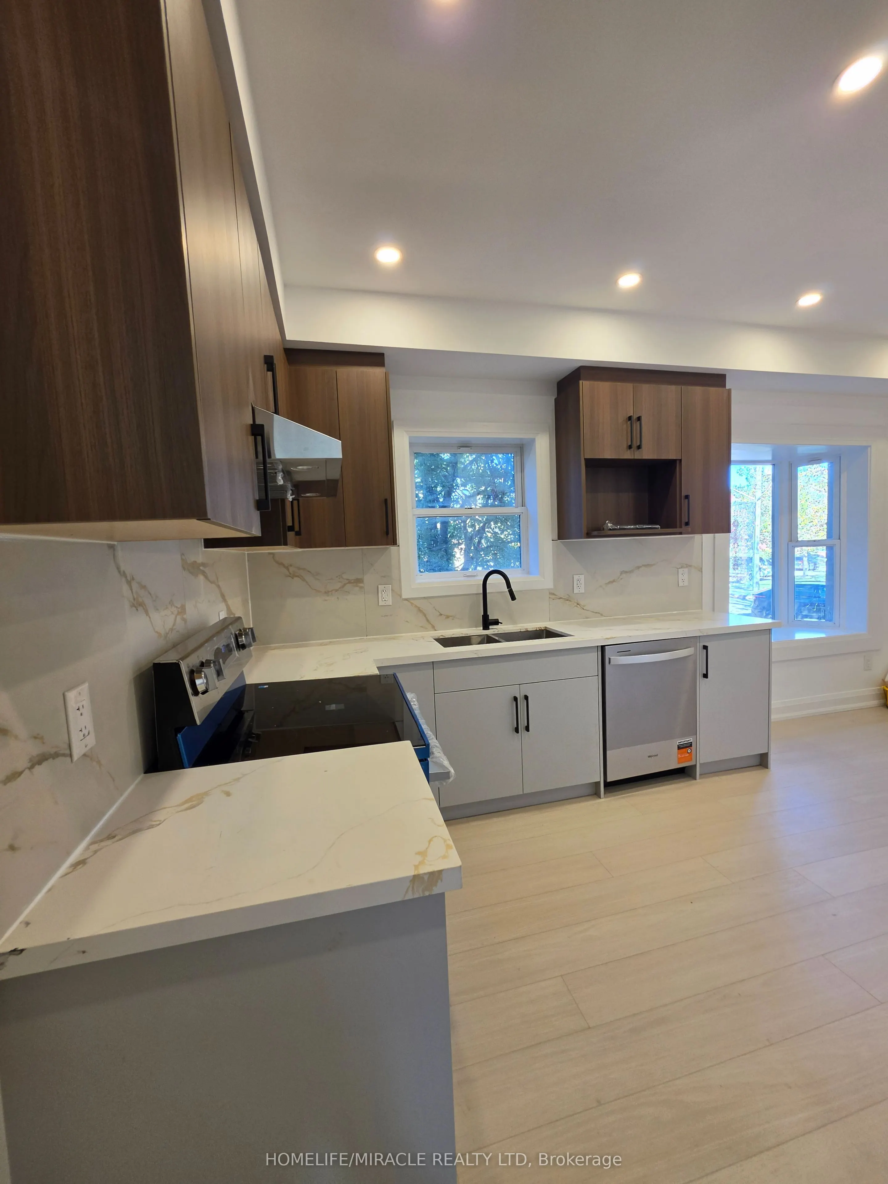22 Rossander Court #Main - U-1