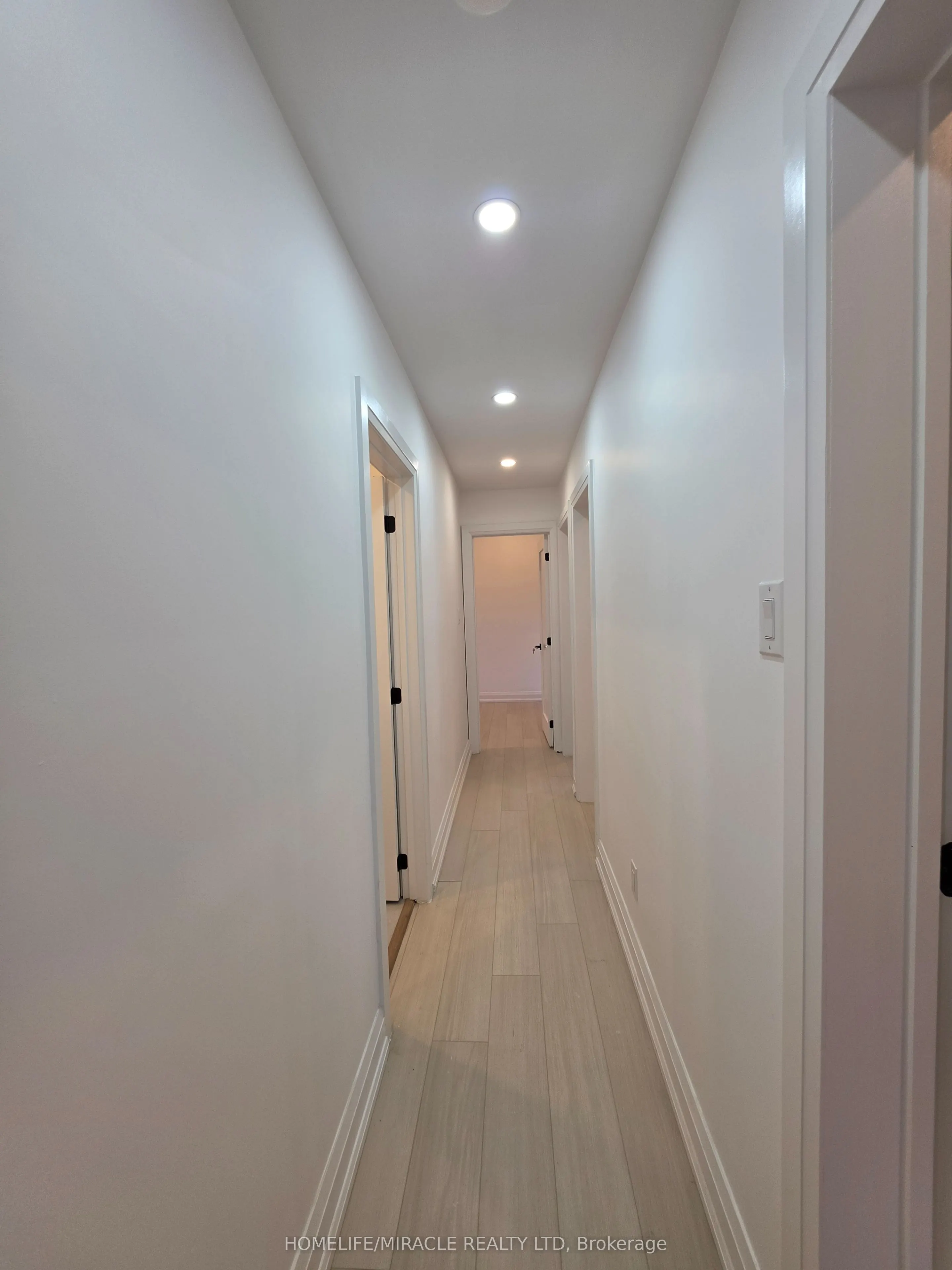 22 Rossander Court #Main - U-1