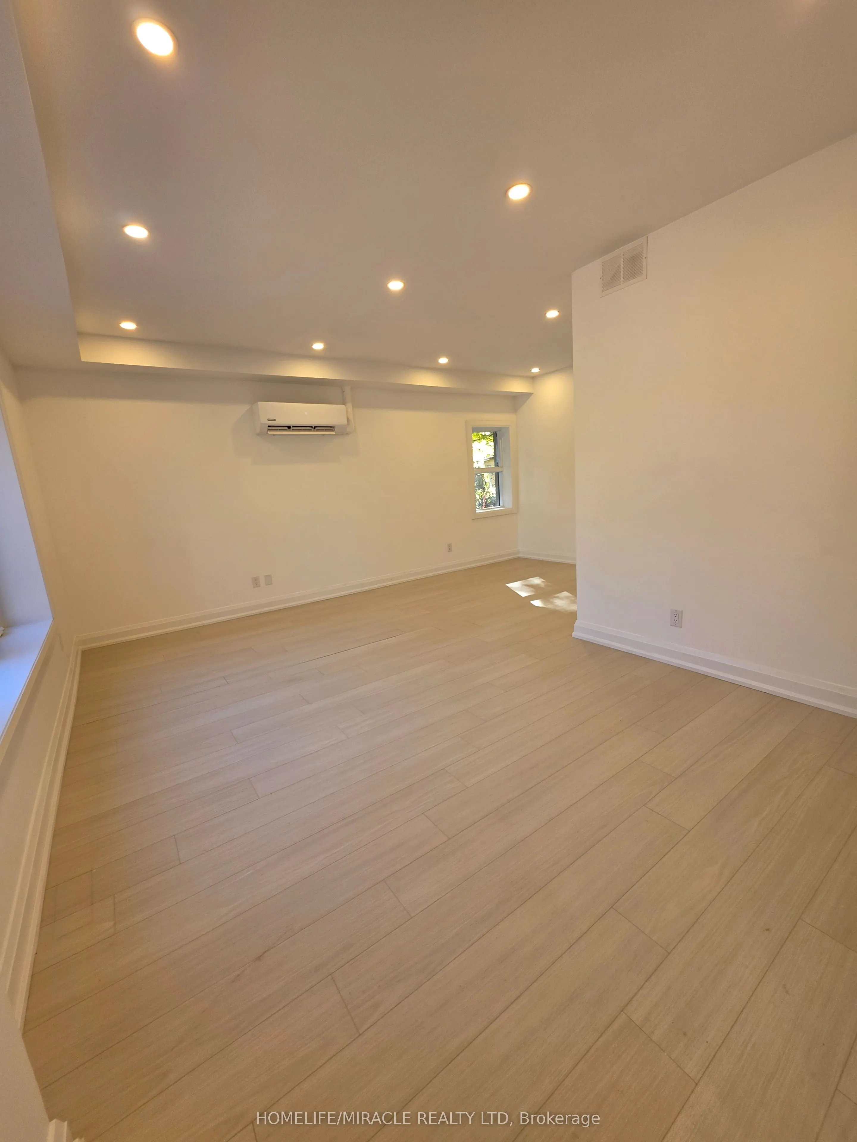 22 Rossander Court #Main - U-1