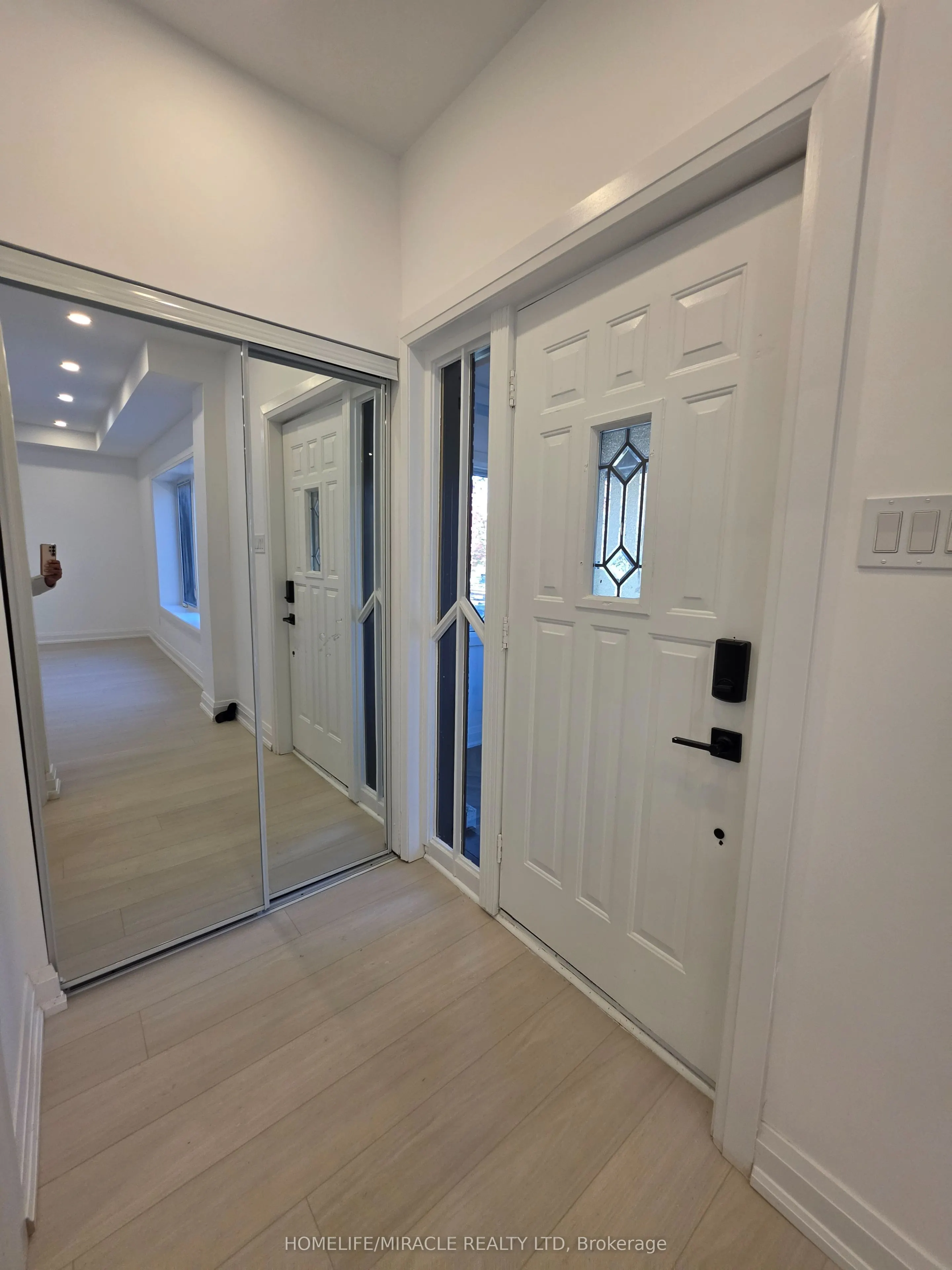 22 Rossander Court #Main - U-1