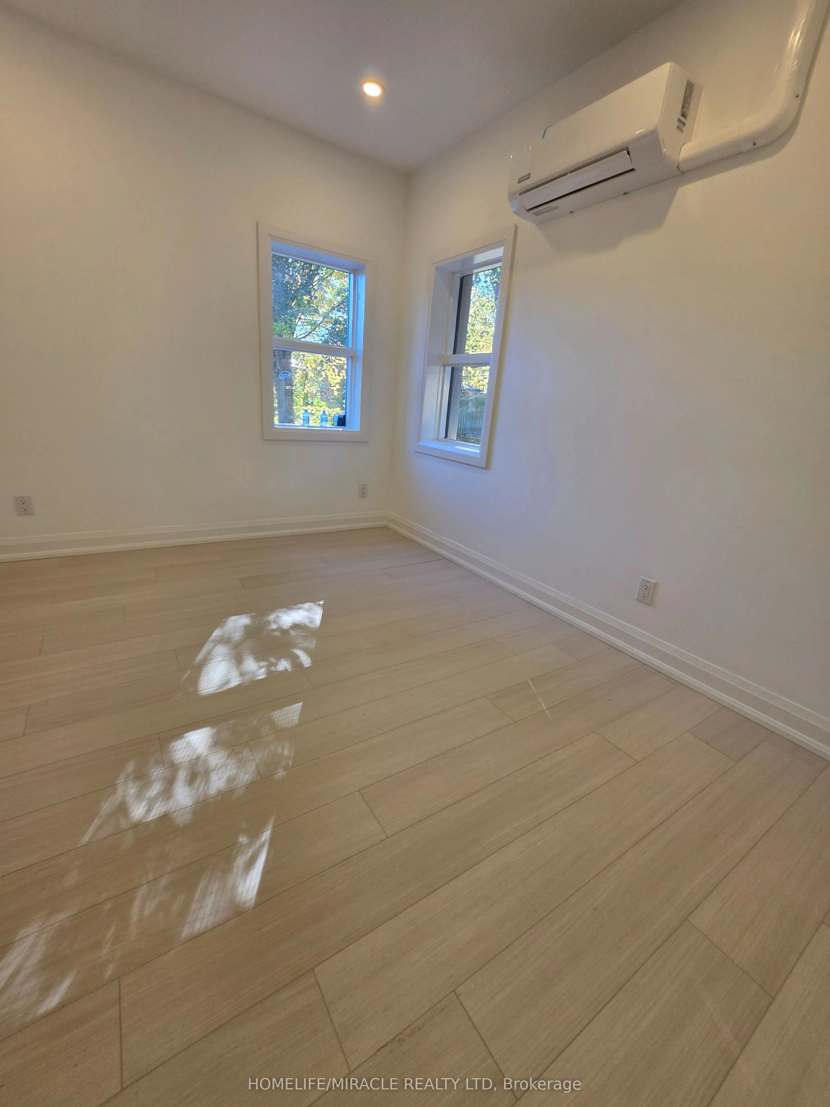 22 Rossander Court #Main - U-1