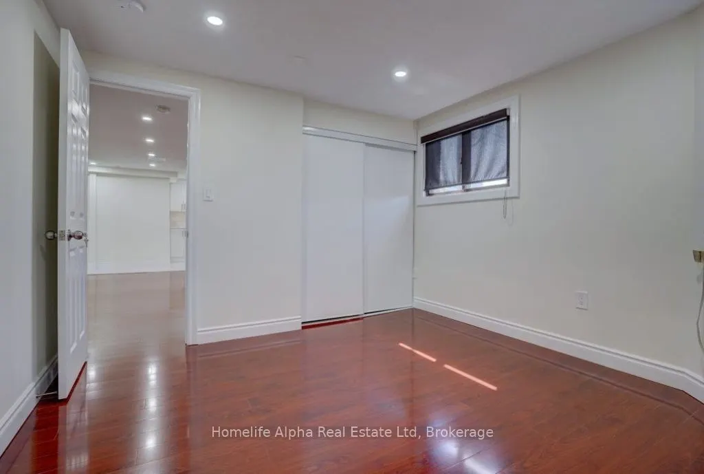 92 Bond Street #Upper B