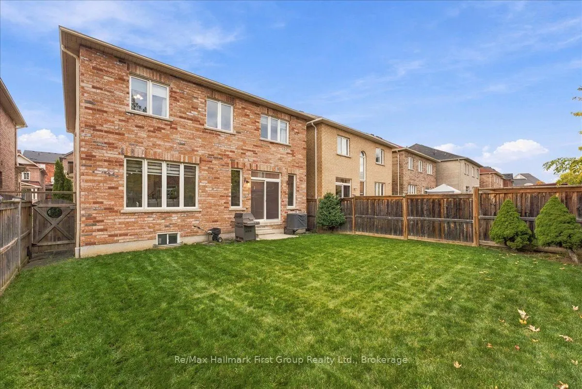 9 Tampsett Avenue