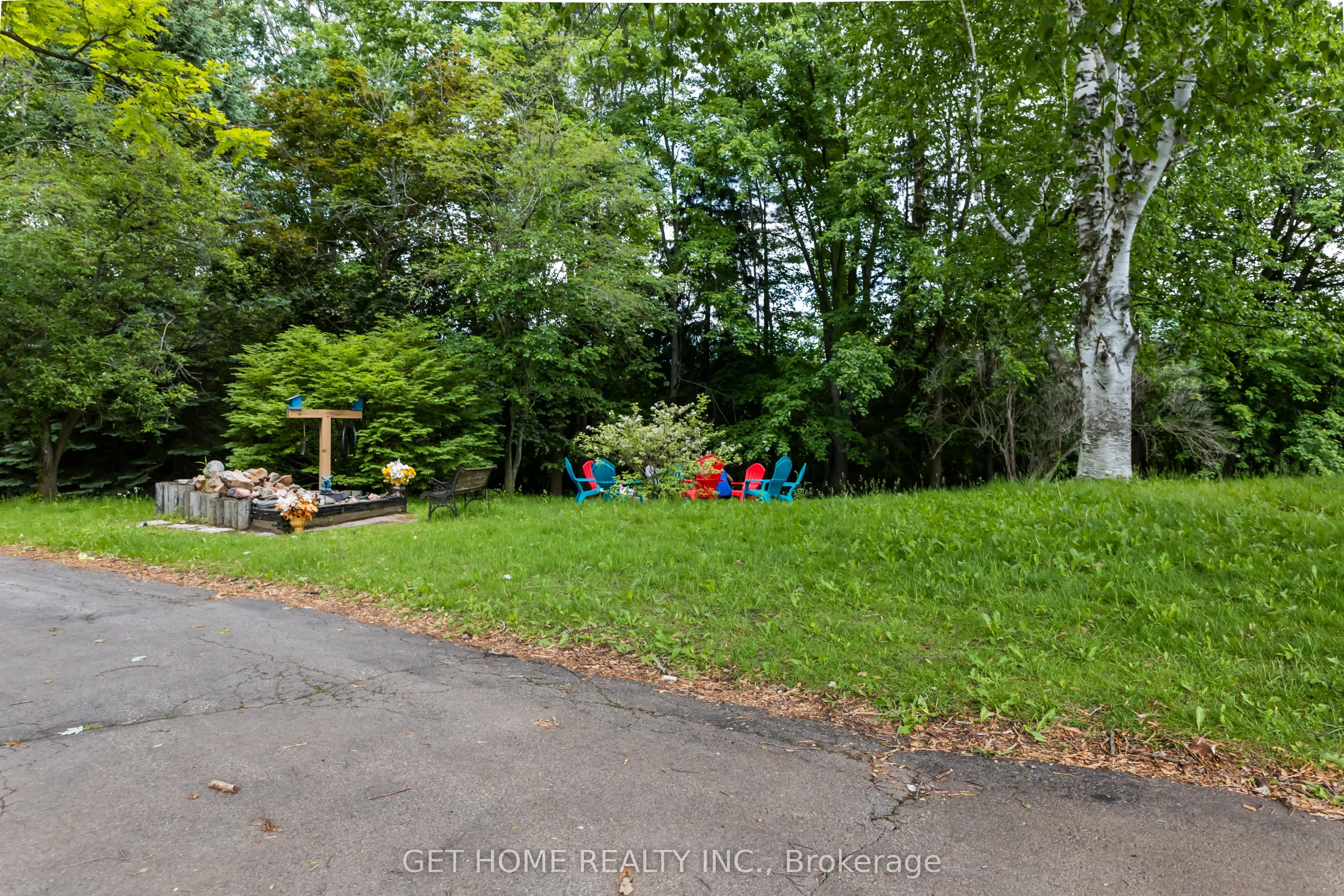 4475 Country Lane E