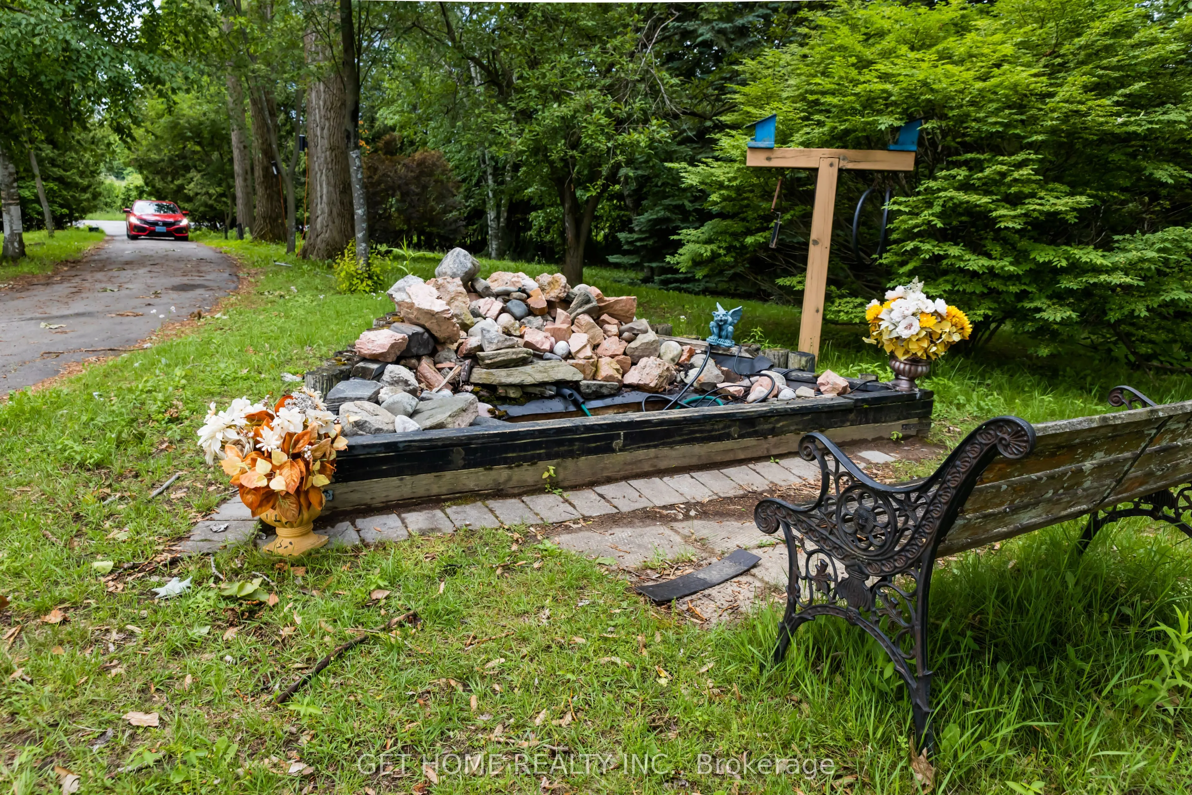 4475 Country Lane E