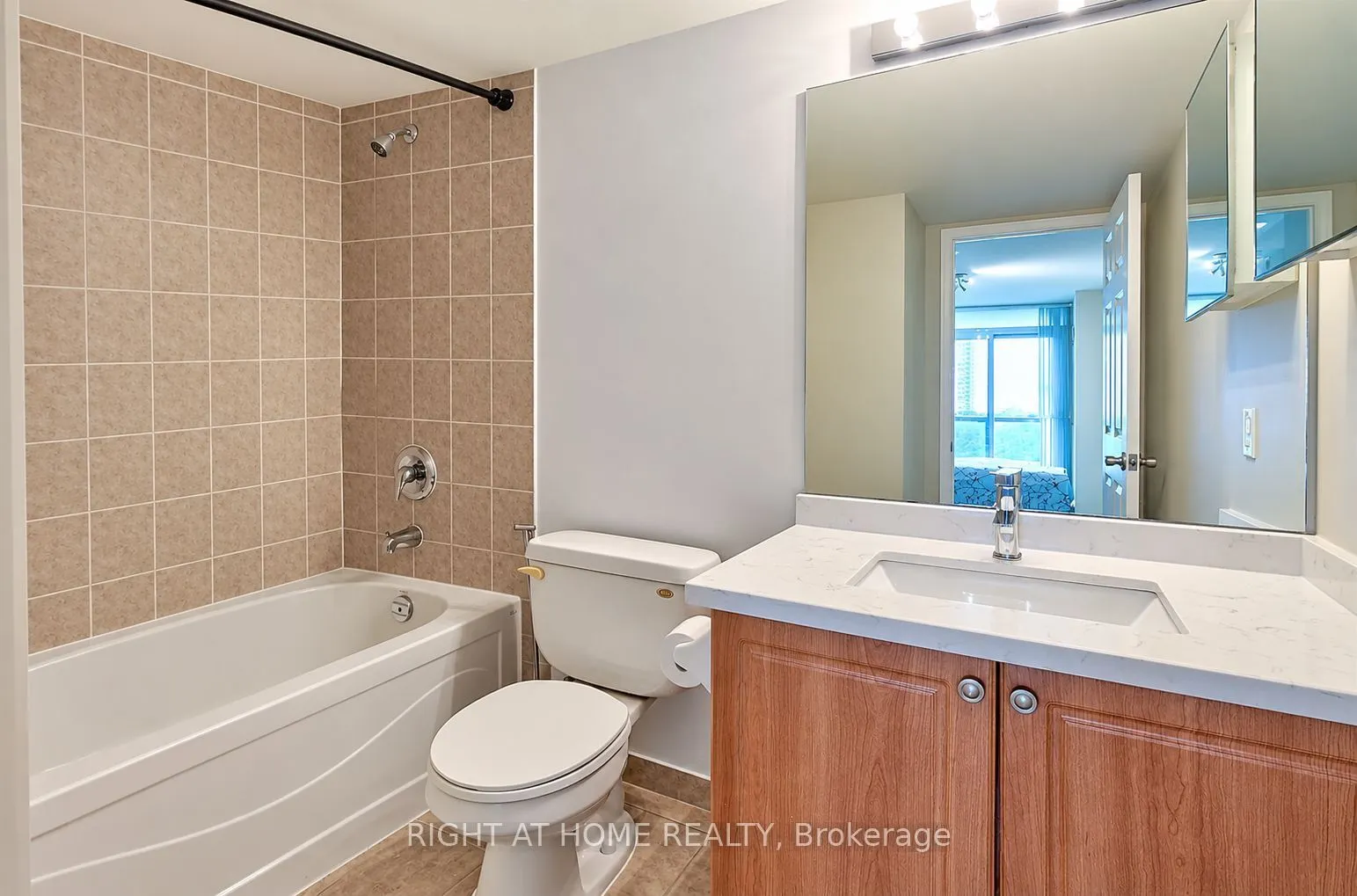 68 Grangeway Avenue #1612