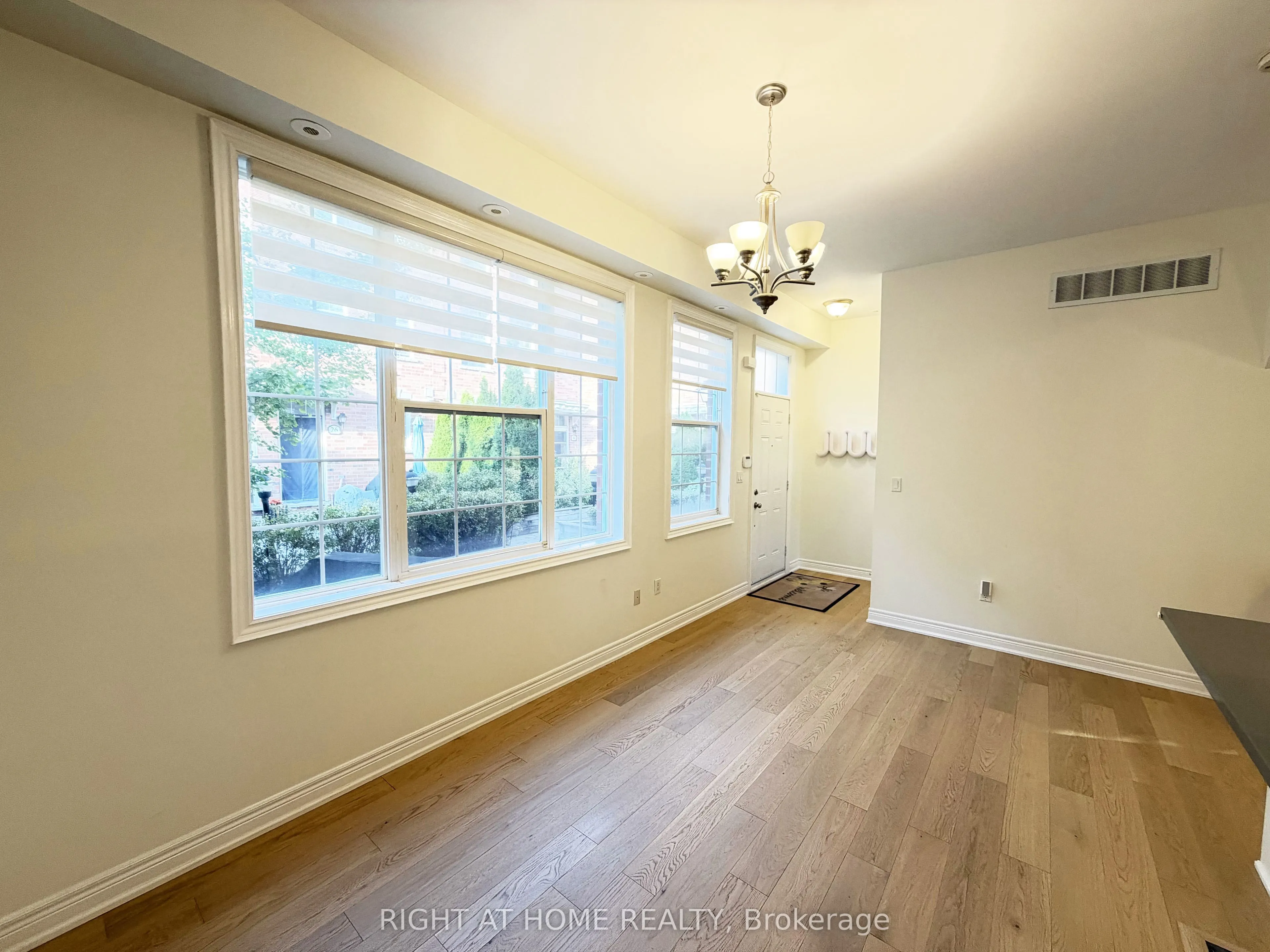 1 Fairhead Mews