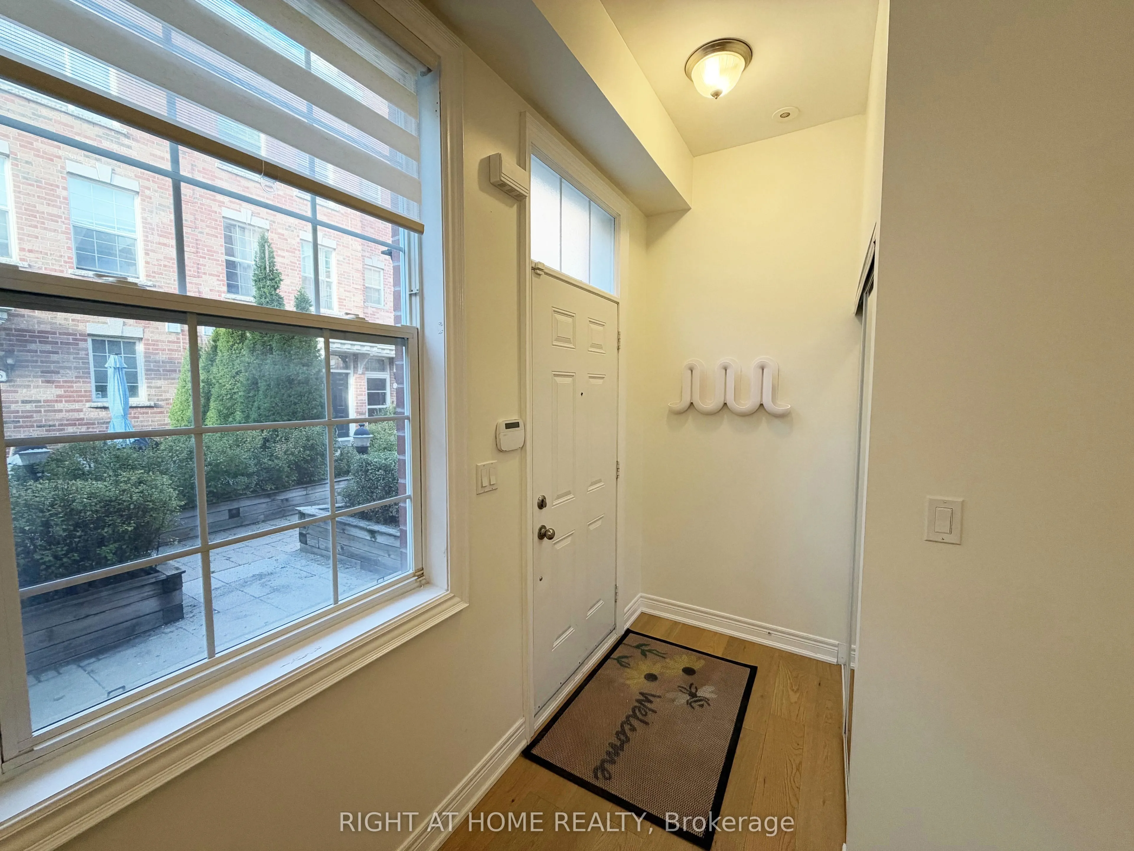 1 Fairhead Mews
