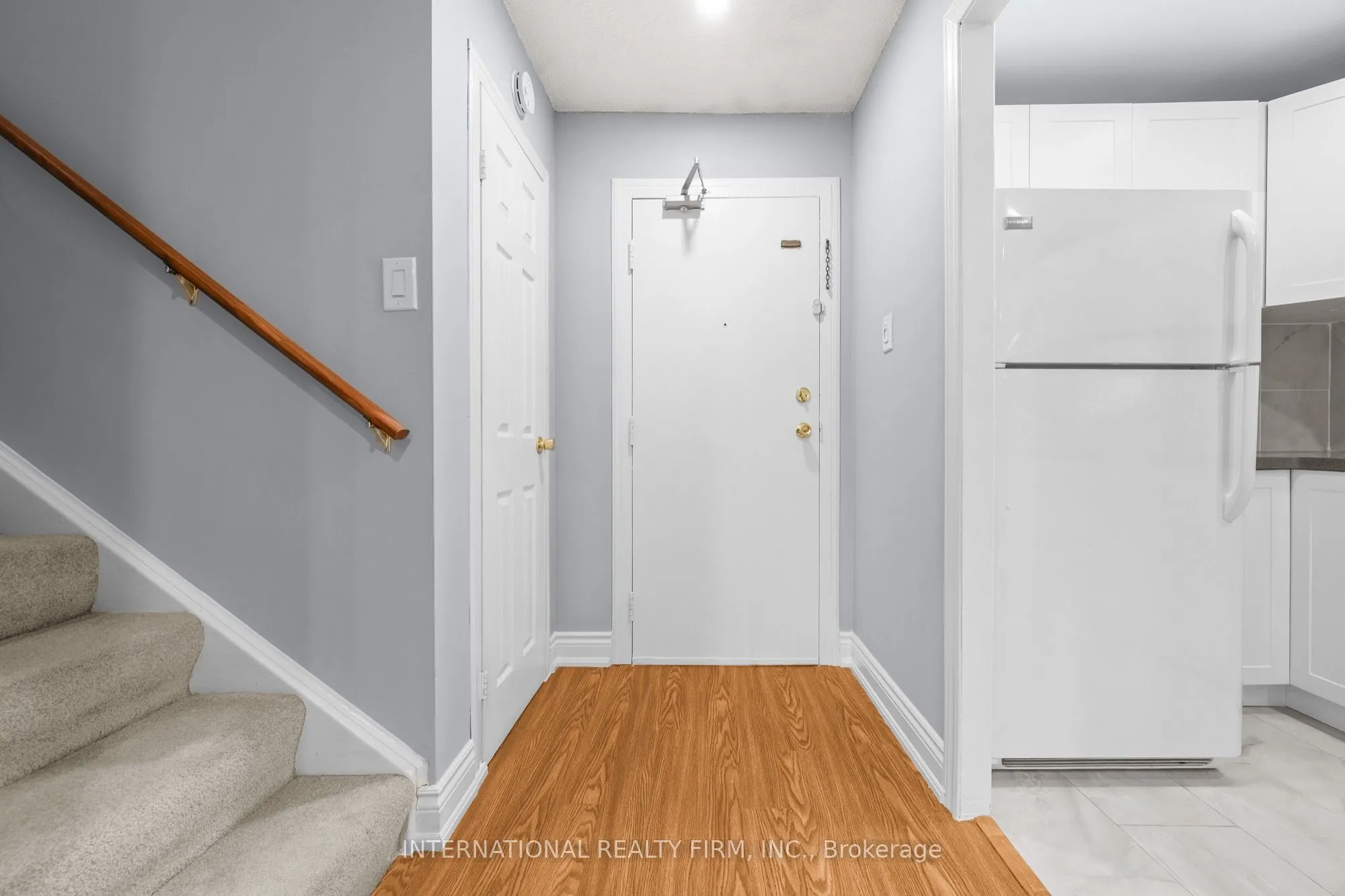 4064 Lawrence Avenue E #323