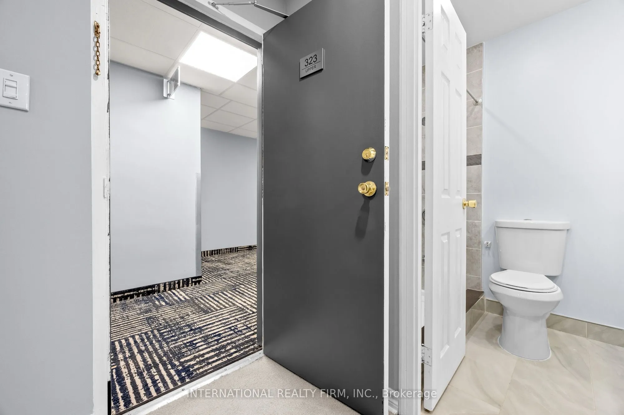 4064 Lawrence Avenue E #323