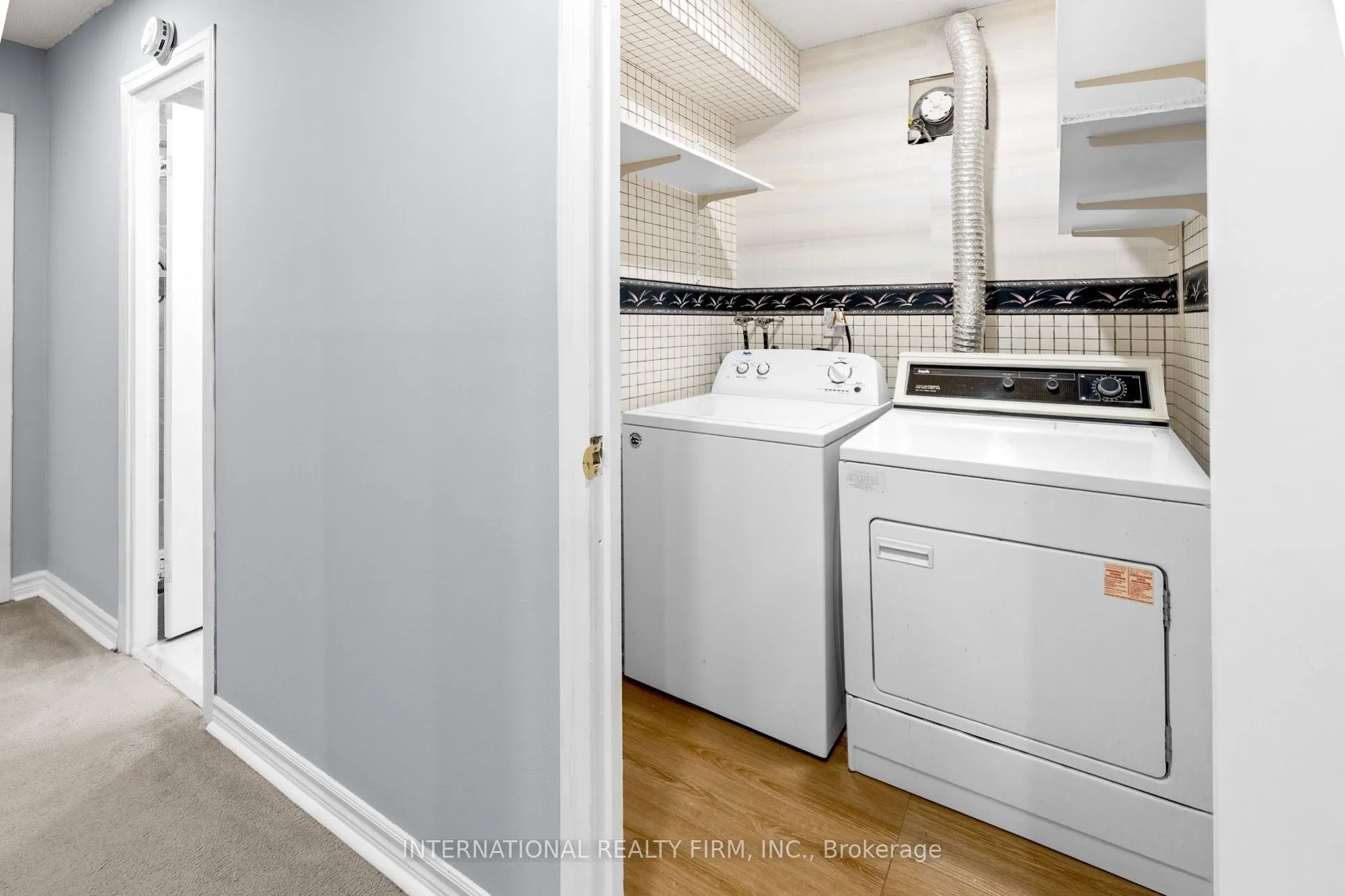 4064 Lawrence Avenue E #323