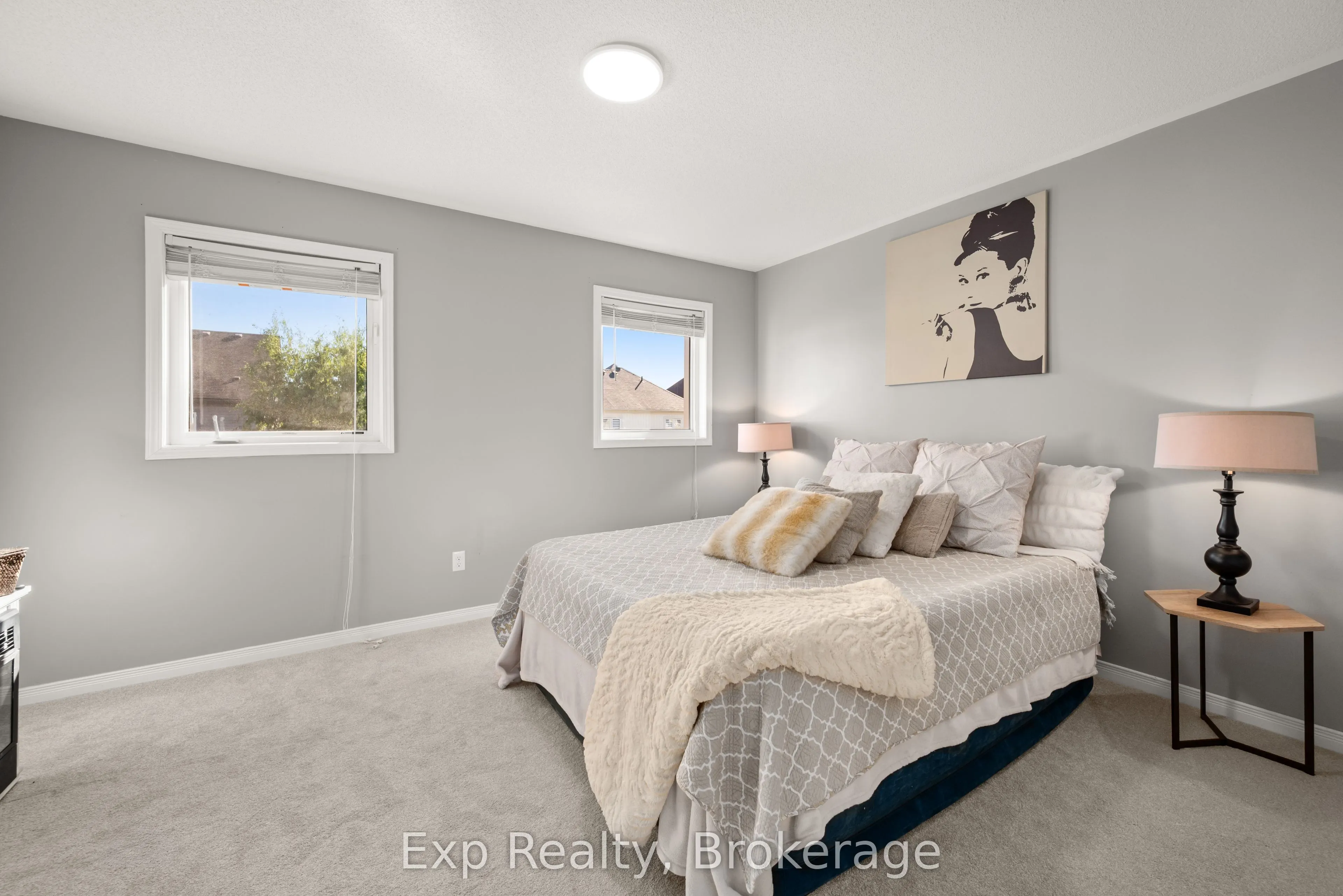 112 Richard Davies Crescent
