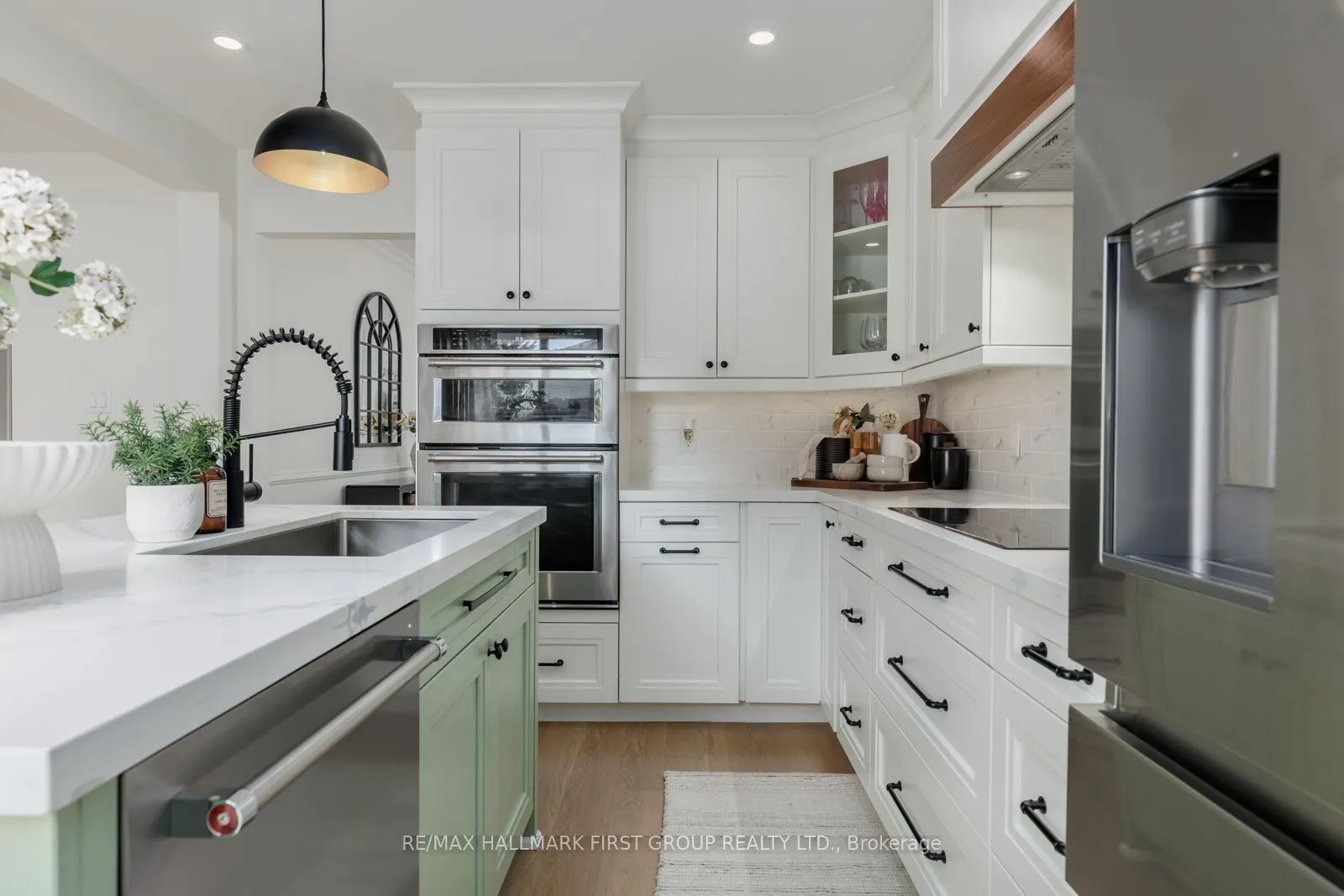 148 Sandringham Drive
