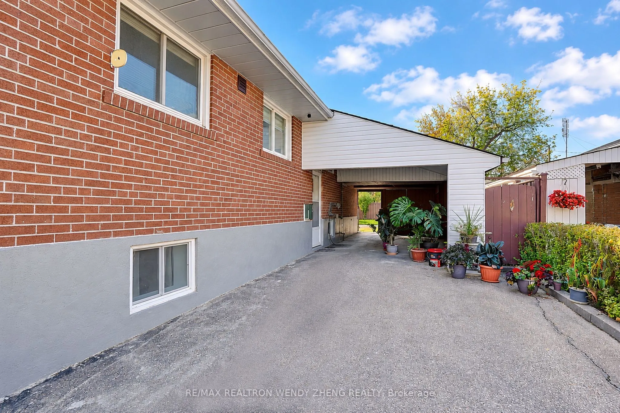 4 Amethyst Road