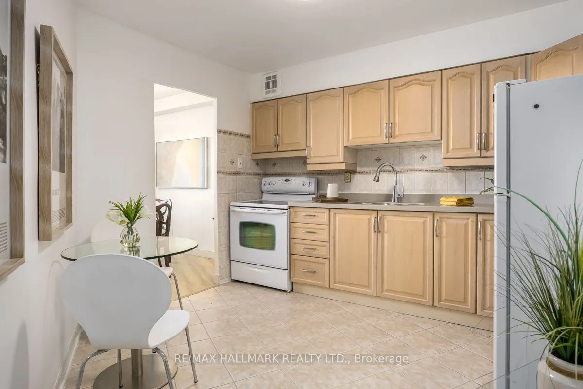 980 Broadview Avenue #804