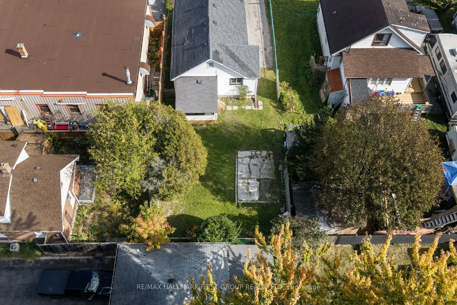 350 Oshawa Boulevard S