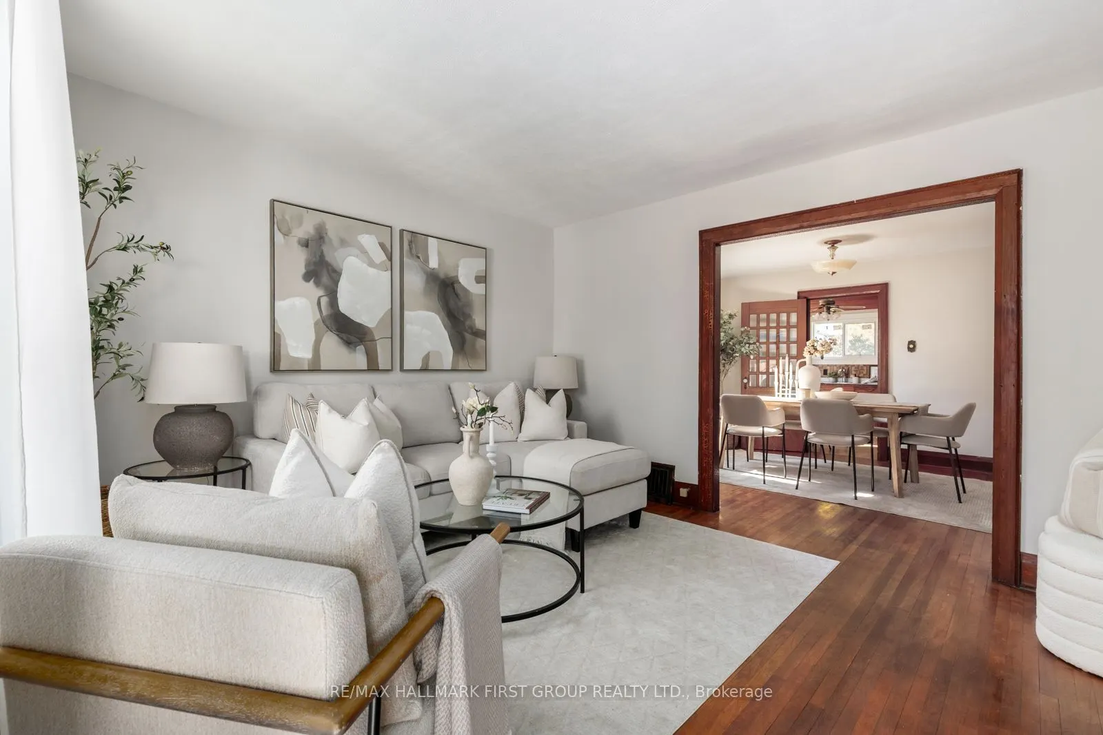 350 Oshawa Boulevard S