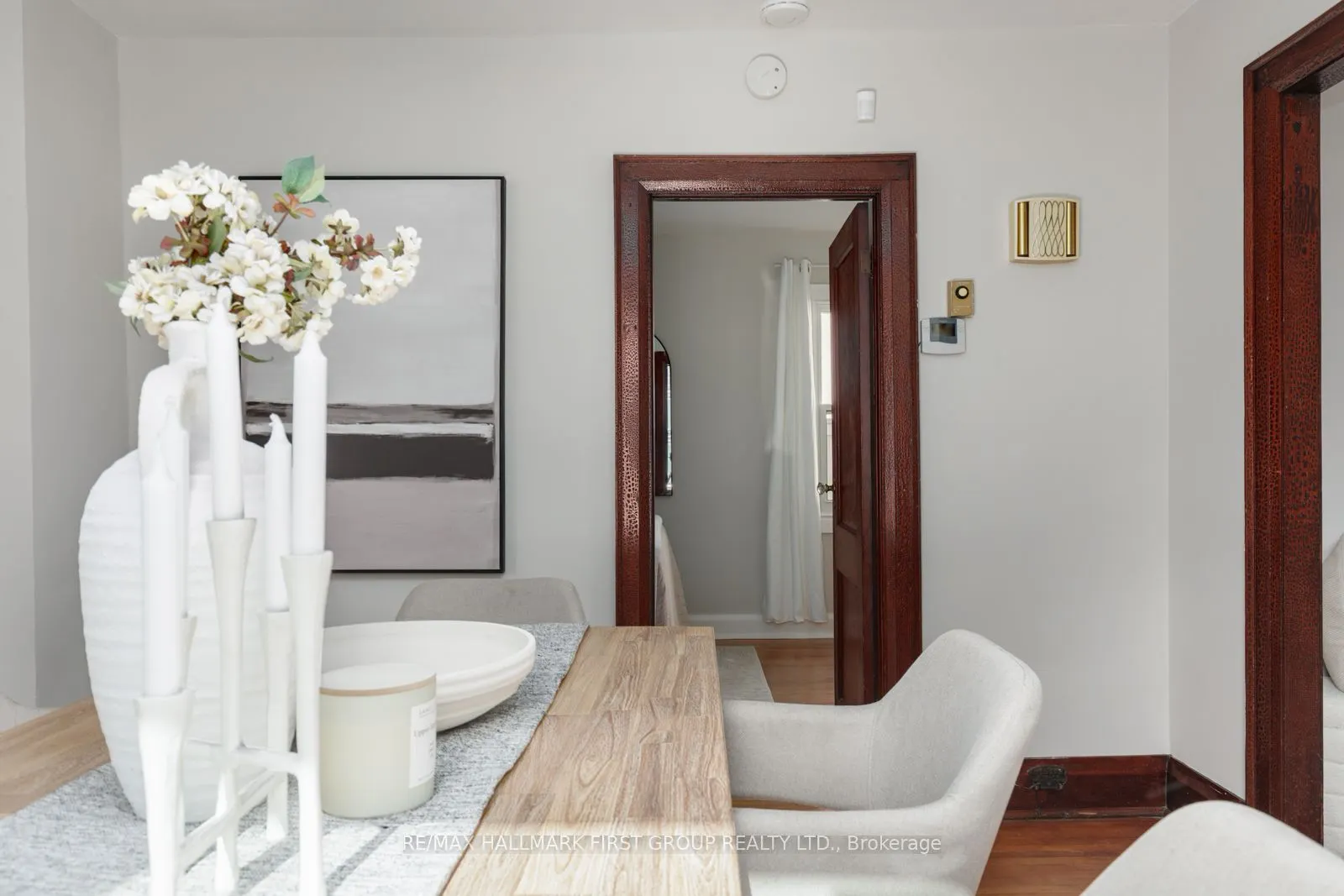 350 Oshawa Boulevard S
