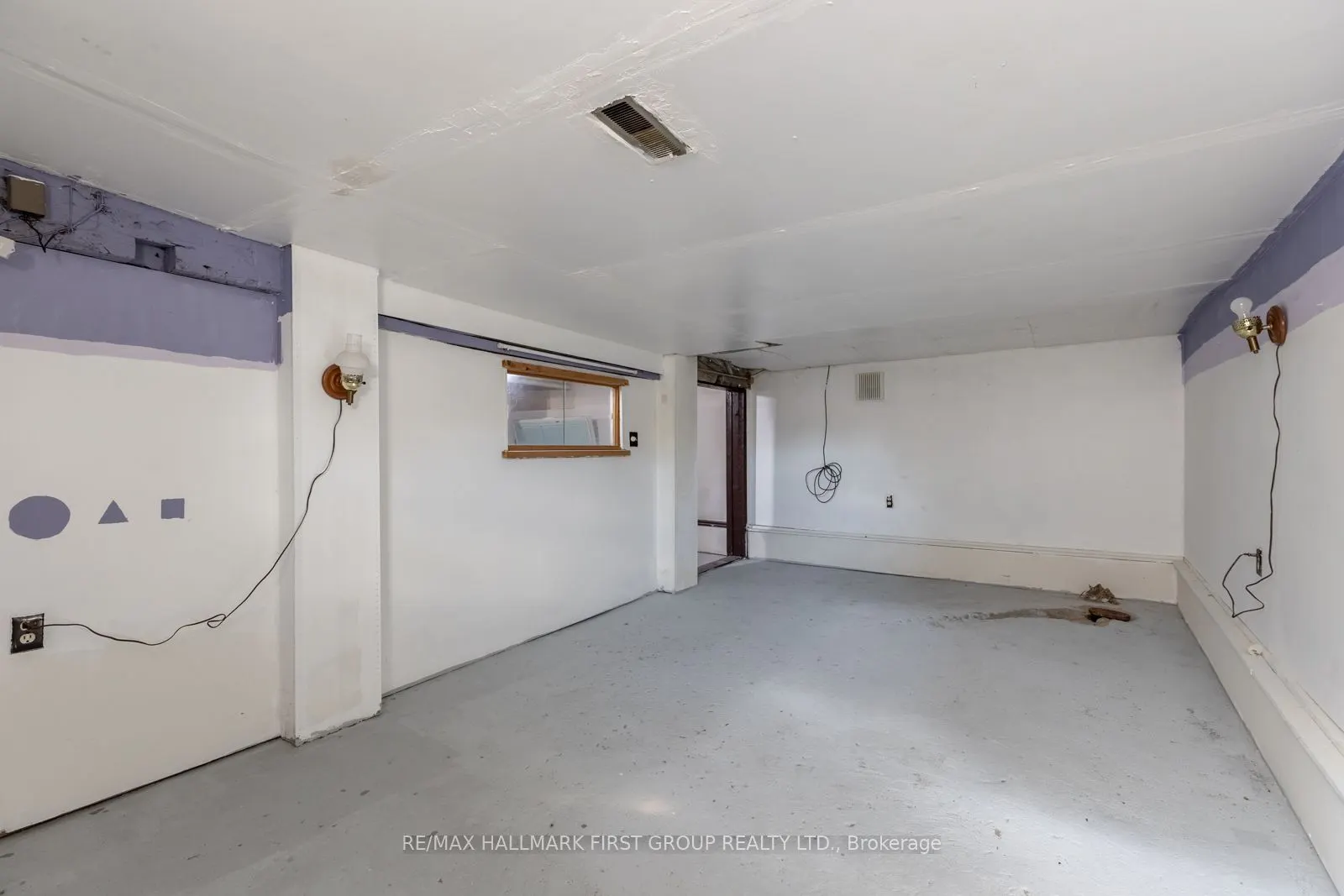 350 Oshawa Boulevard S
