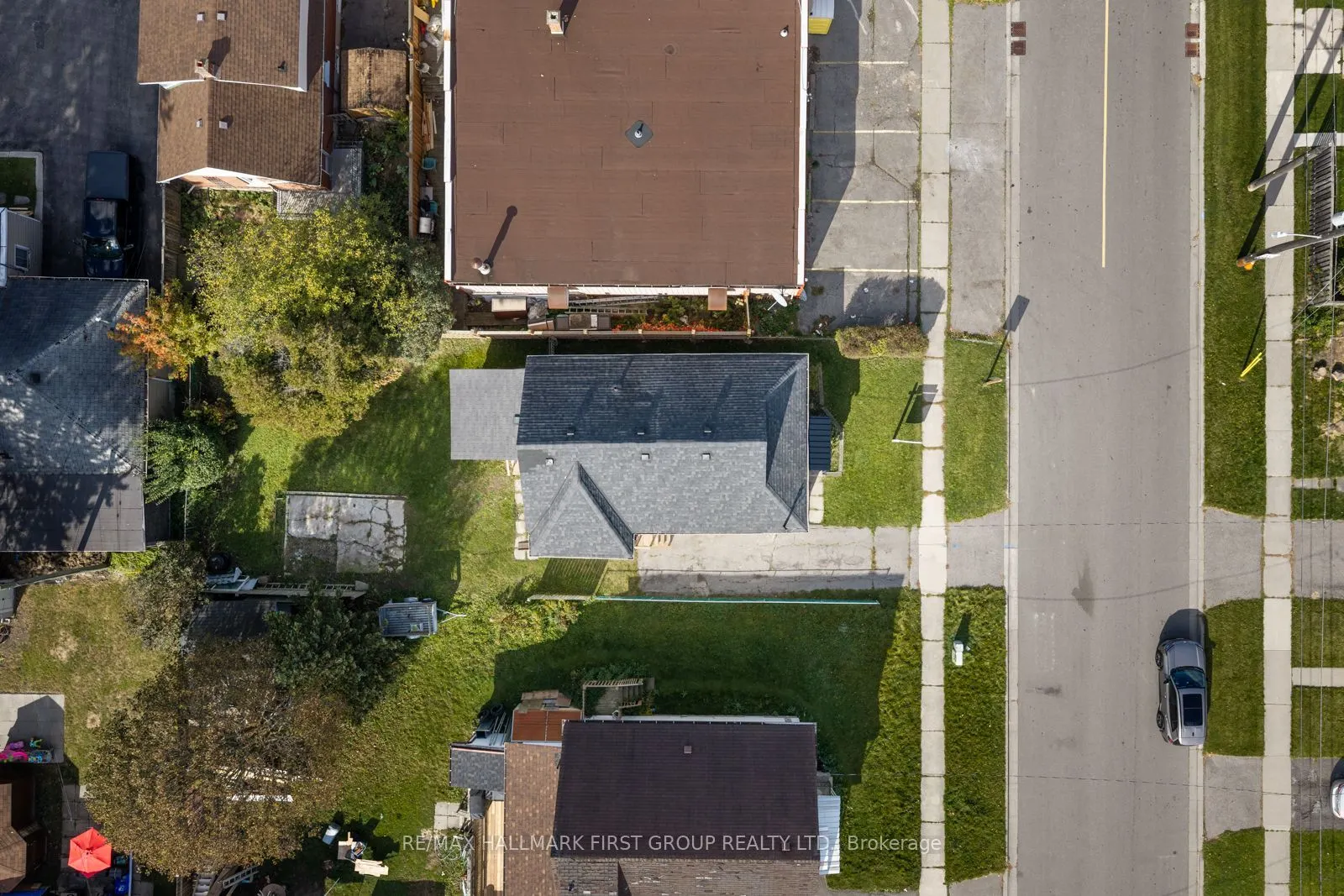 350 Oshawa Boulevard S