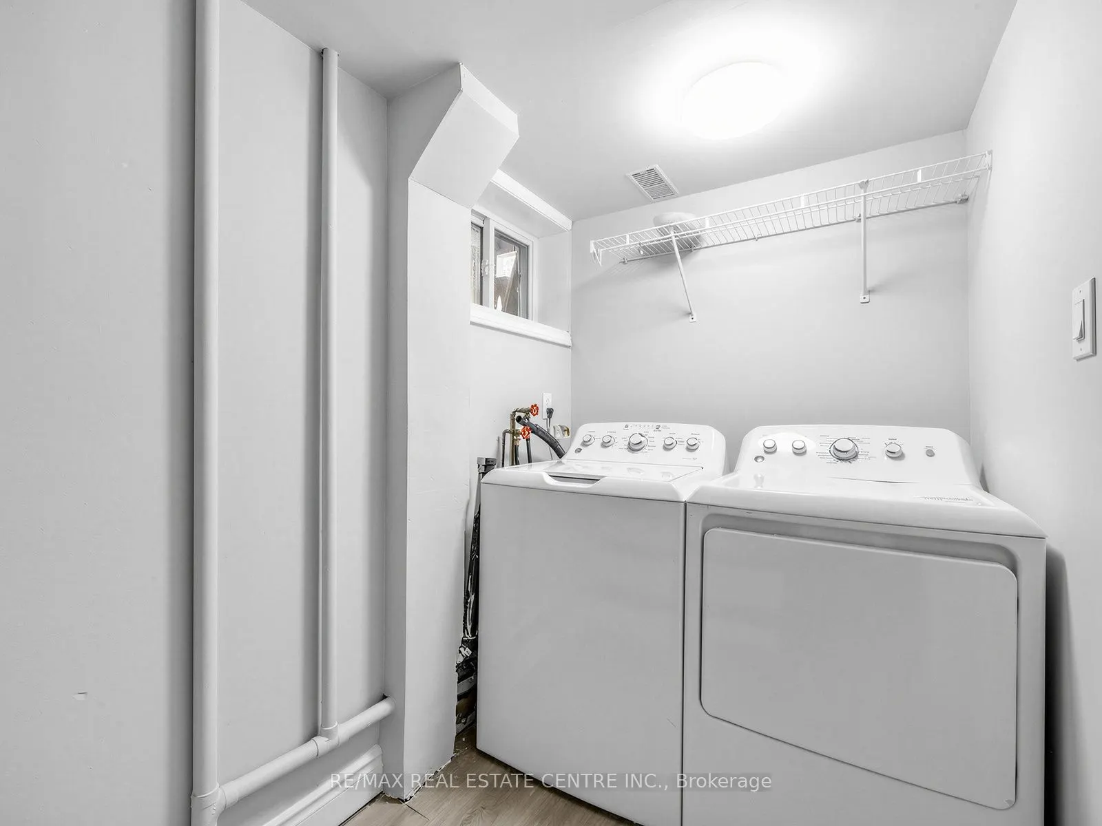14 Flora Drive W